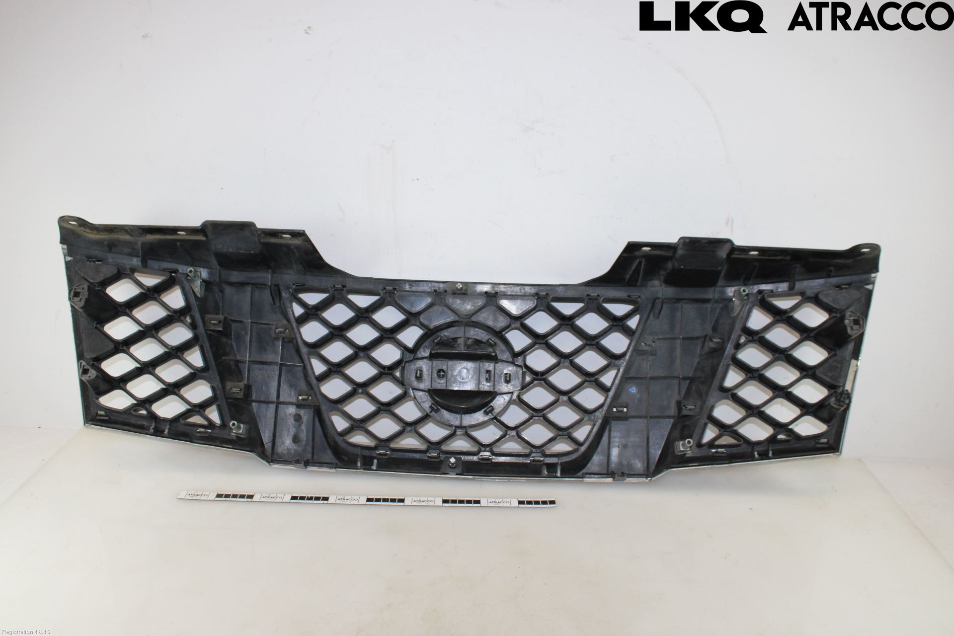 Nissan NAVARA 05-16 Grill Komp