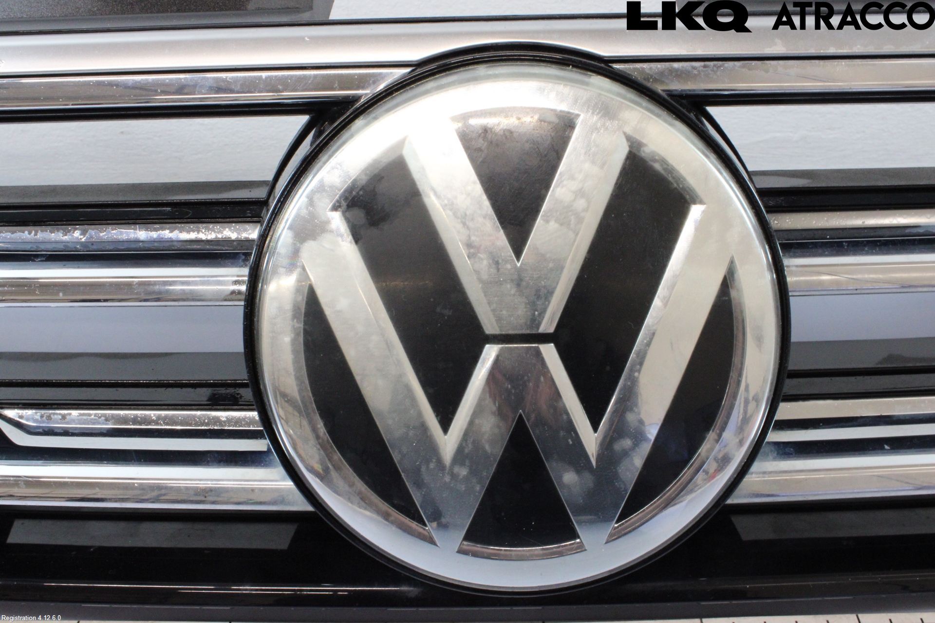 Volkswagen VW TIGUAN 16-24 Grill Komp