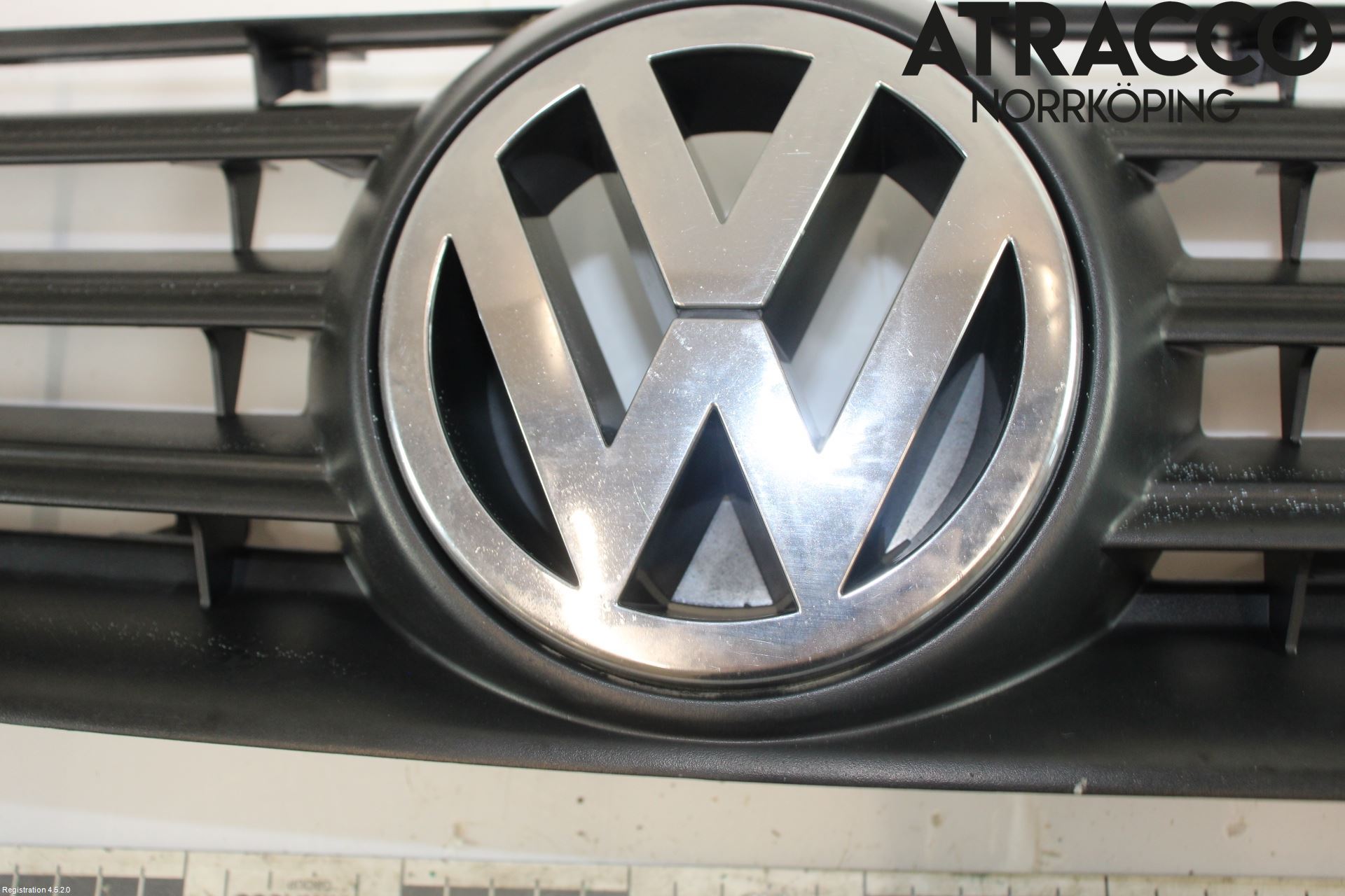 Volkswagen VW POLO 05-09 Grill Komp