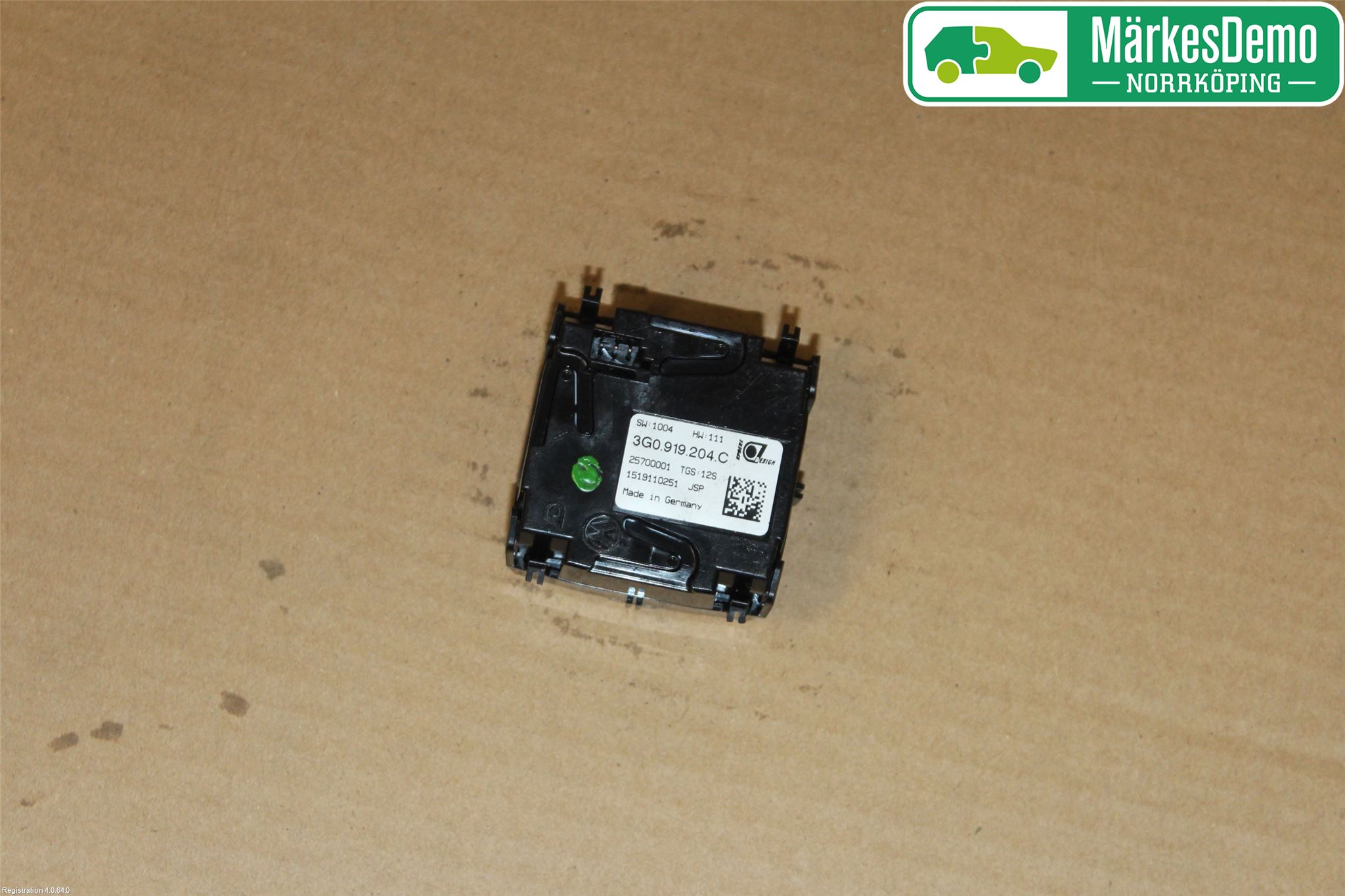 Volkswagen VW PASSAT 15-19 Instrument Klocka