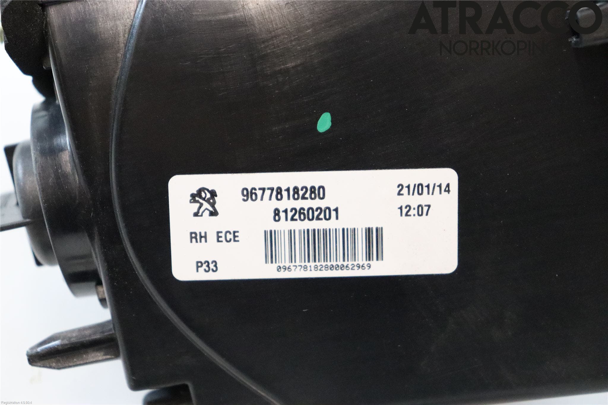 Peugeot 308 14-21 Bakljus Lucka Hö