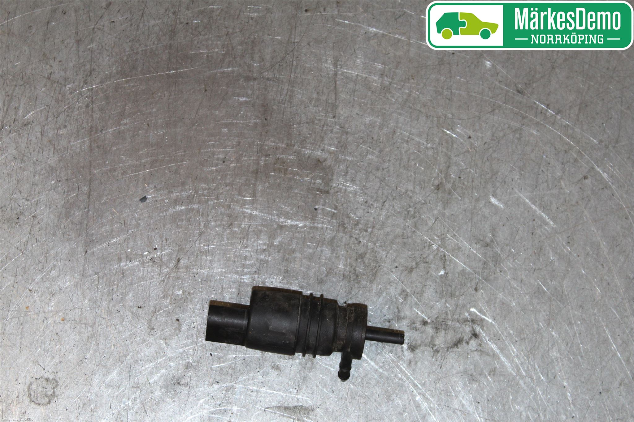 Volkswagen VW JETTA V 06-10 Spolarpump Vindruta