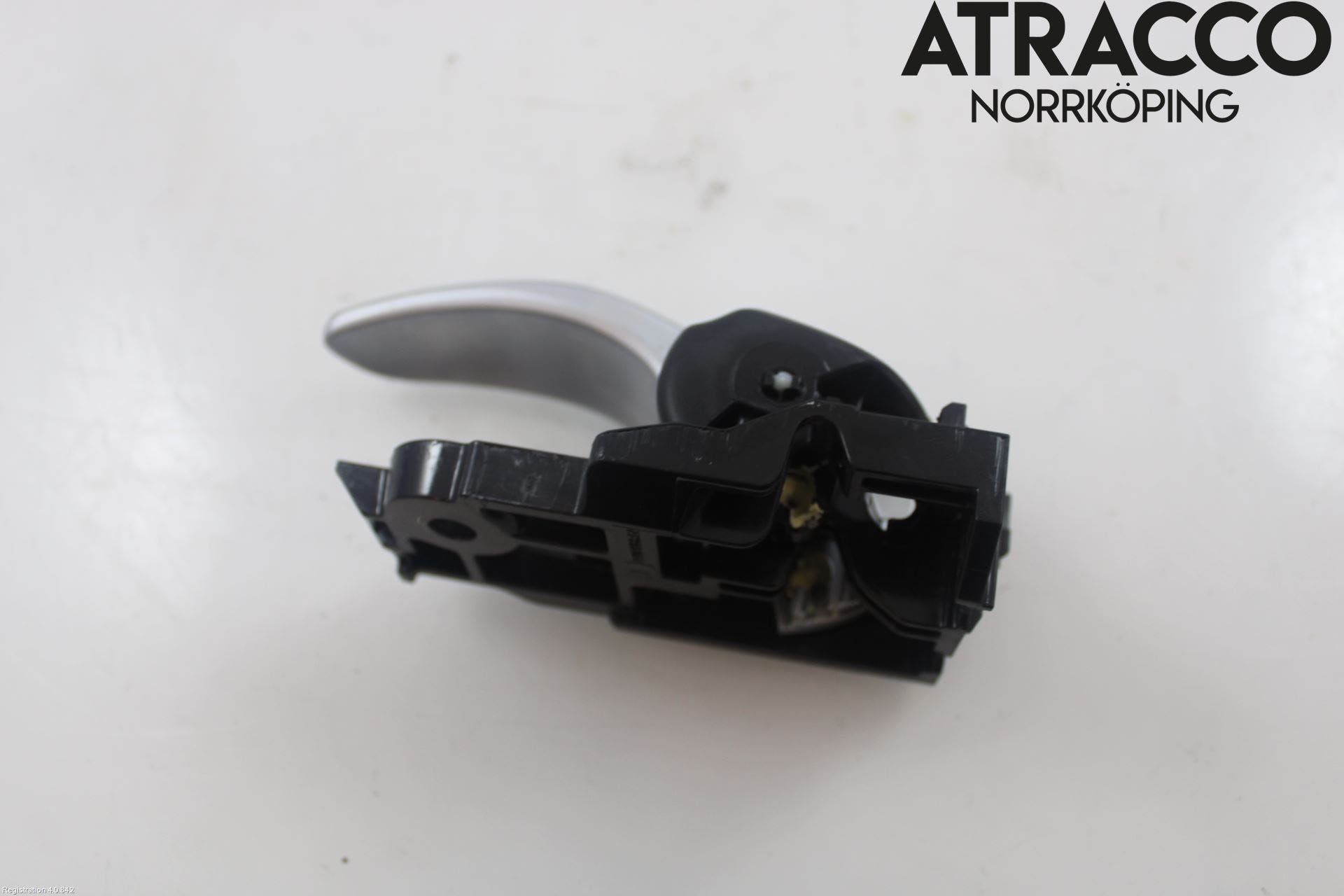 Toyota C-HR 16-23 Dörrhandtag Inre Vä