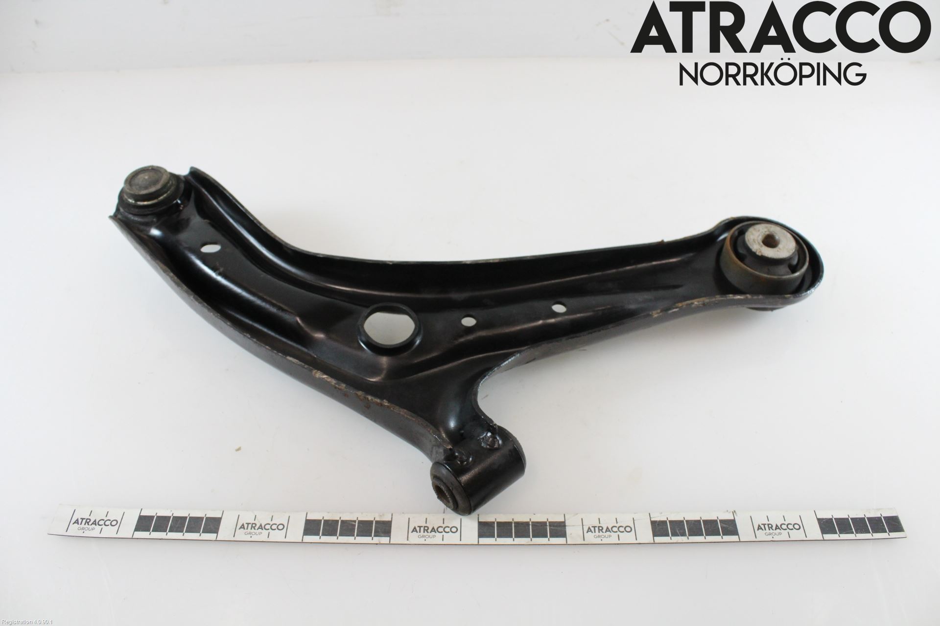 Mazda 2 (DE) 08-15 Bärarm Fram Undre Vä