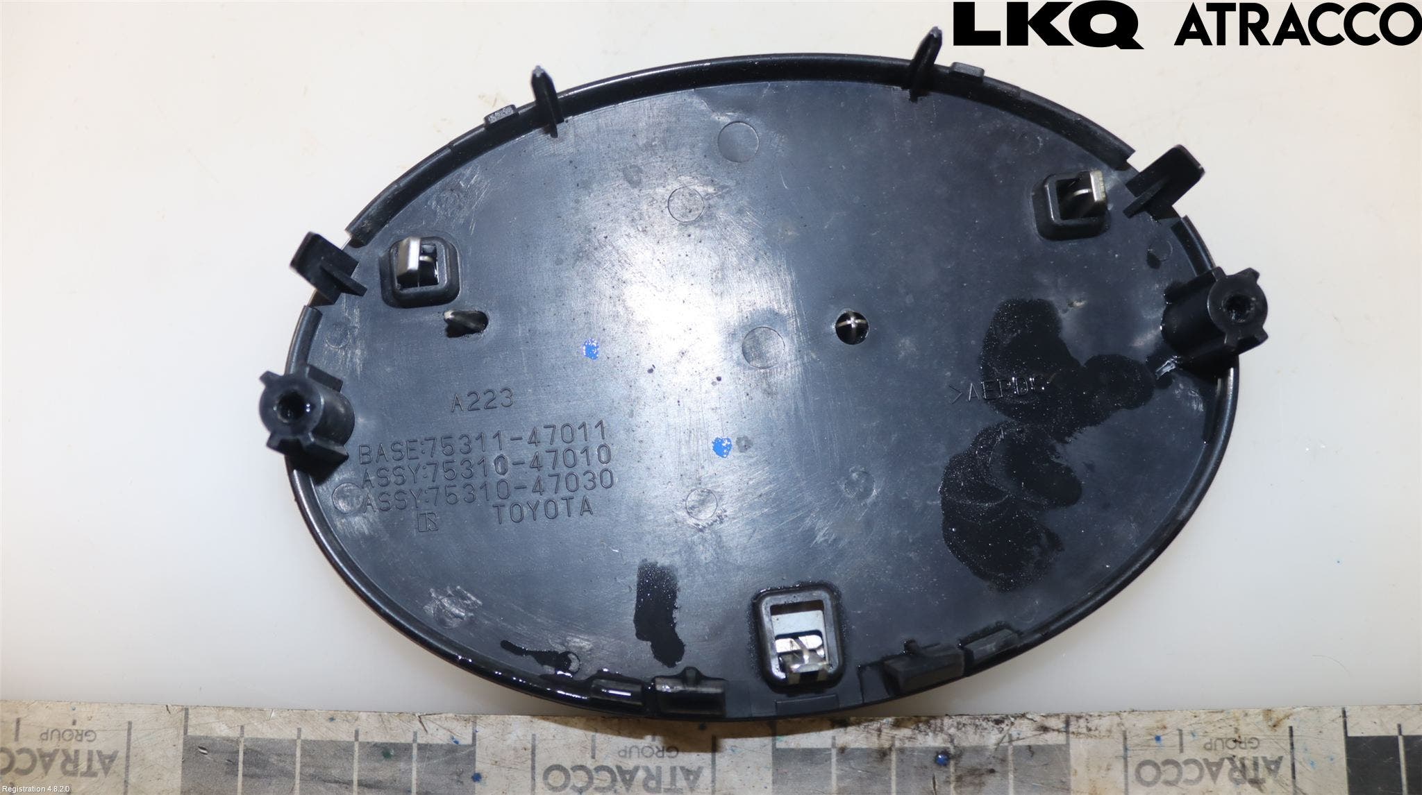 Toyota PRIUS ZVW30 09-20 Emblem