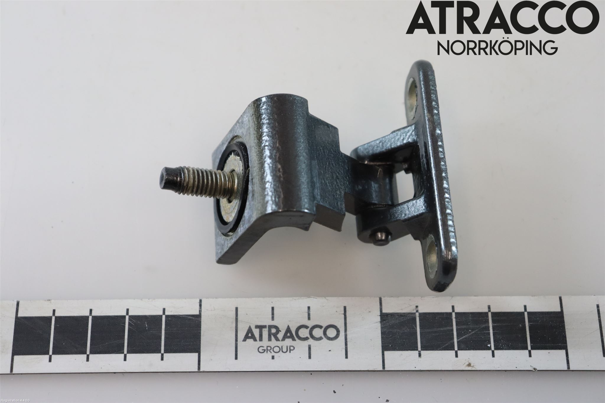 Skoda KODIAQ 17-24 Bakluckegångjärn Vä