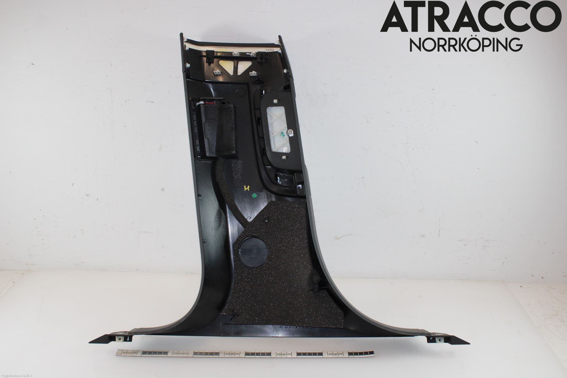 Audi A8/S8 4E  02-09 Inr Plastd A-B-C Stolpe