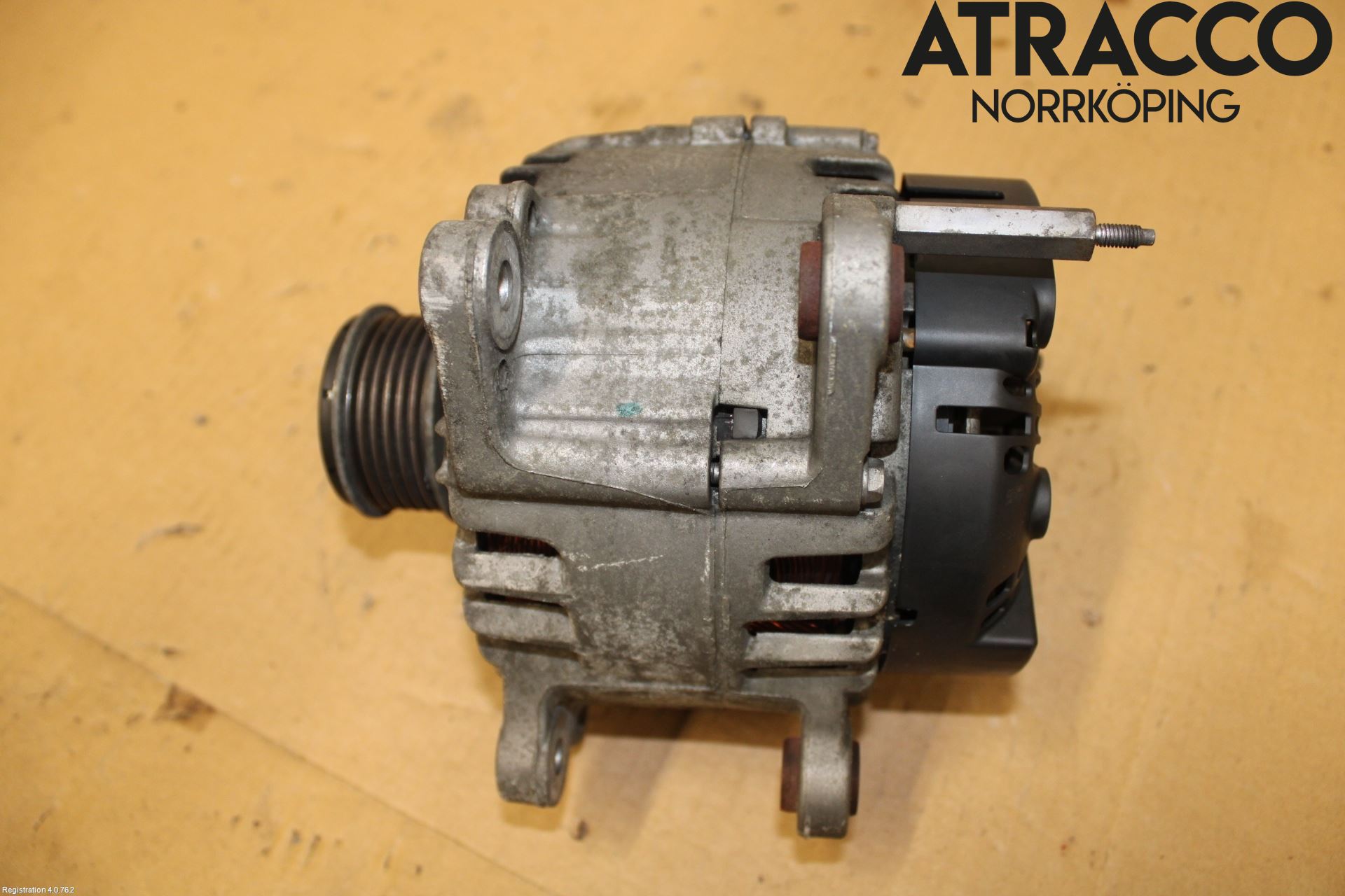 Volkswagen VW GOLF VI 09-13 Generator