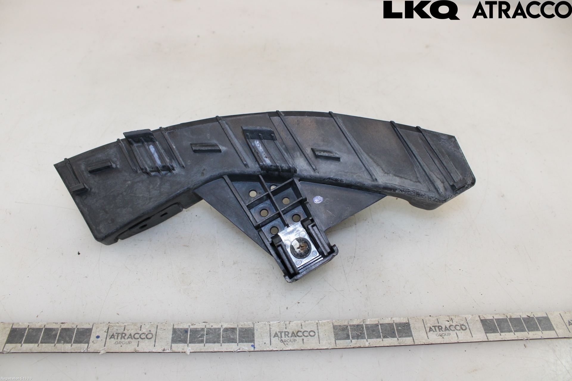 Hyundai i10 BA 14-16 Strålkast Fästsarg