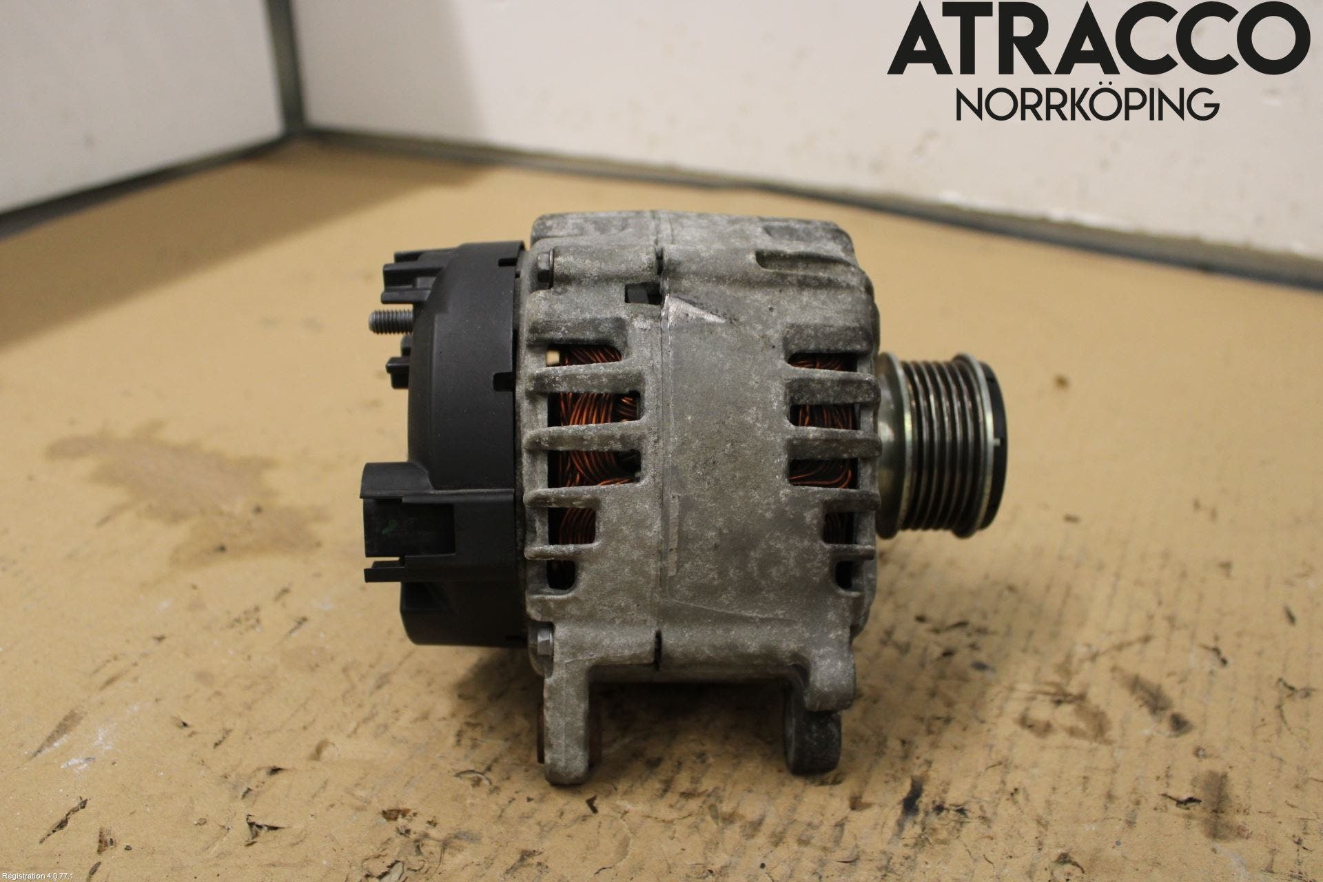 Volkswagen VW GOLF VI 09-13 Generator