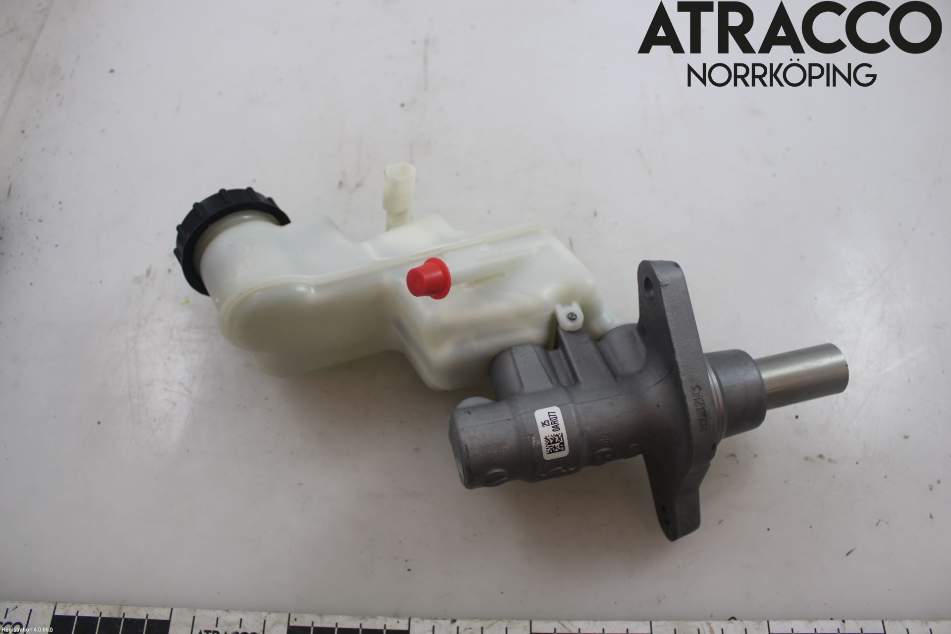 Toyota YARIS XP130 12-14 Broms Huvudcylinder