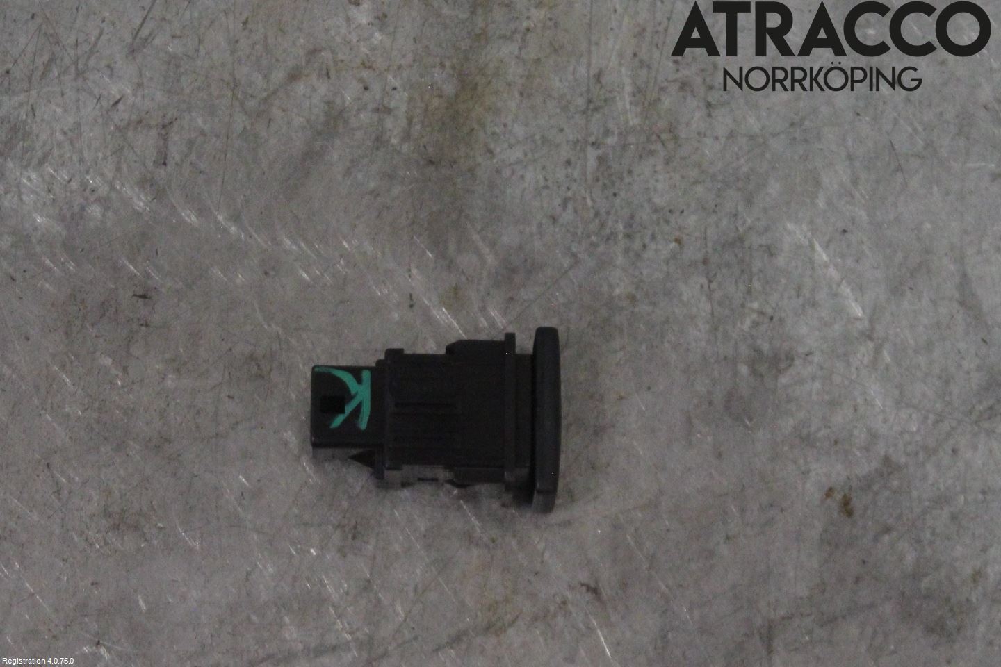 Toyota C-HR 16-23 Strömställare Övrigt