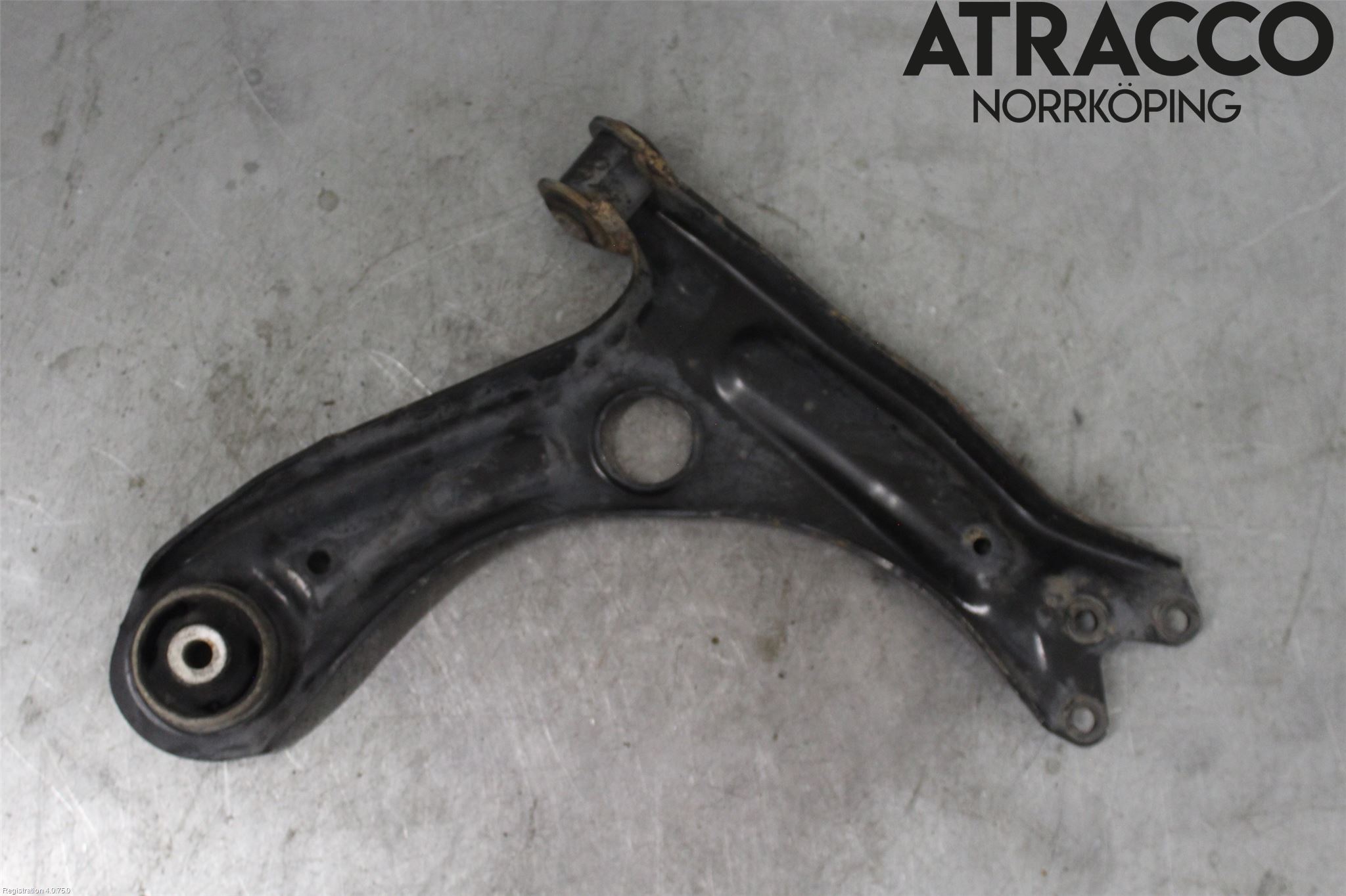 Volkswagen VW UP! / E-UP! Bärarm Fram Undre Vä