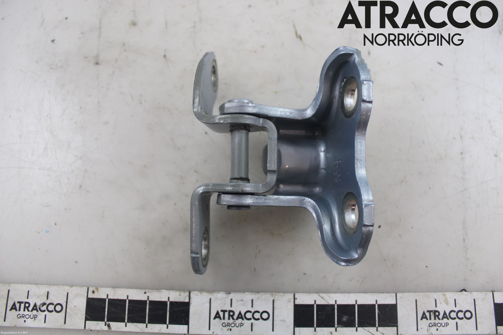 Toyota AURIS 10-12 Dörrgångjärn