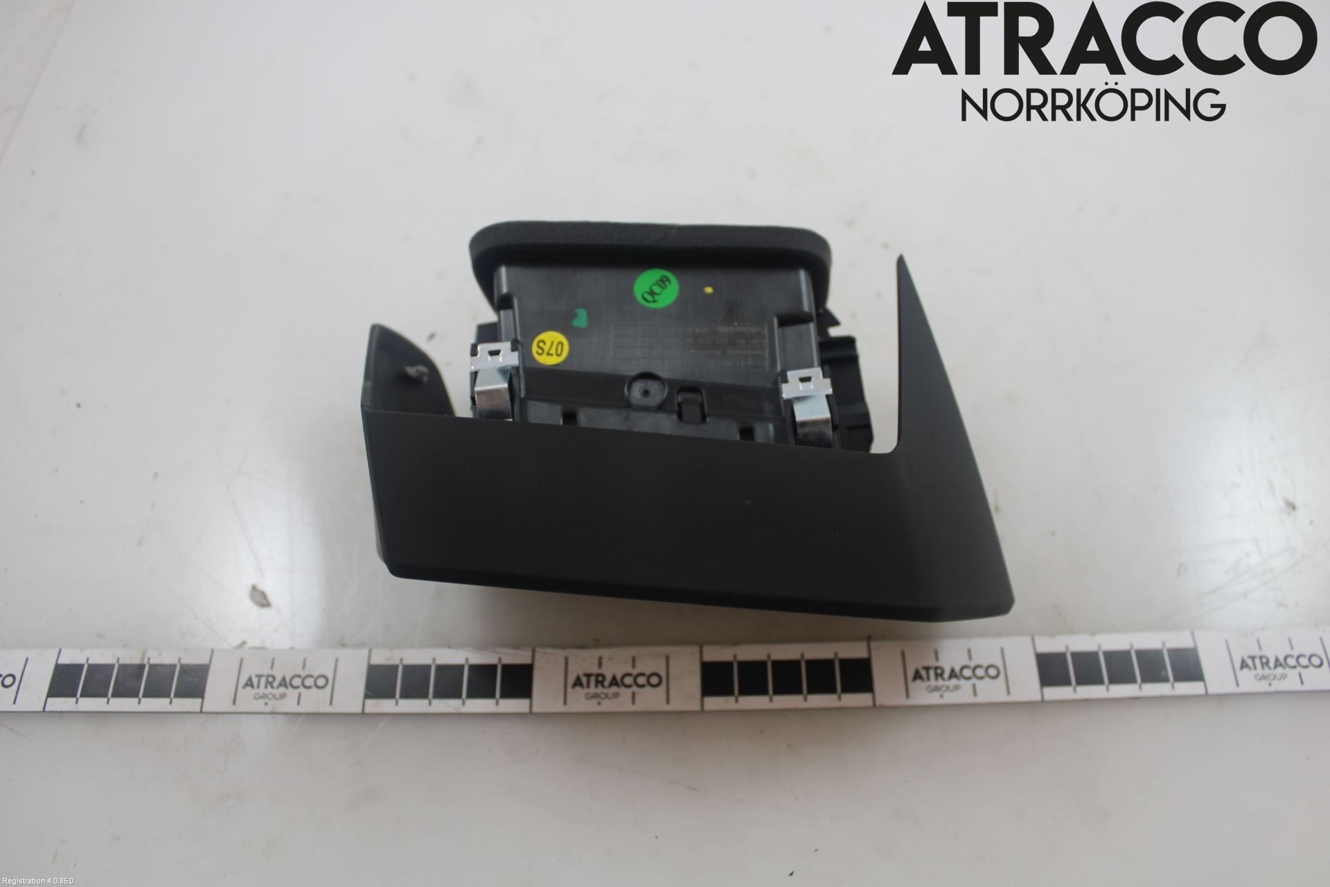 Audi A3/S3 8Y 21- Defrosterkanal-Munstycke