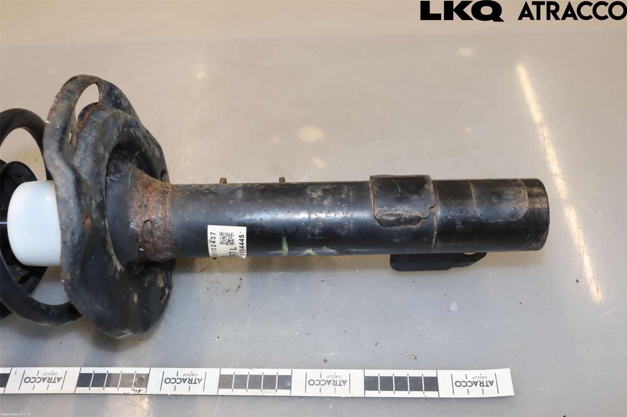 Mazda CX-30 20- Fjäderben Fram Vänster