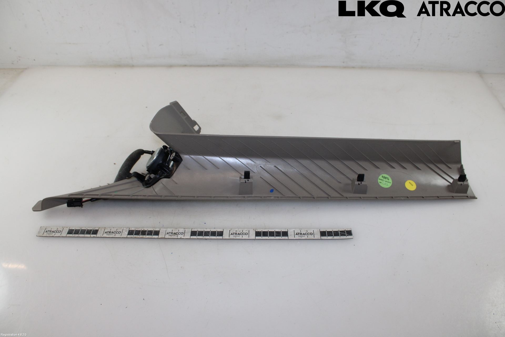 Volkswagen VW TRANSP/CARAVELLE (T7) 22-24 Inr Plastd A-B-C Stolpe