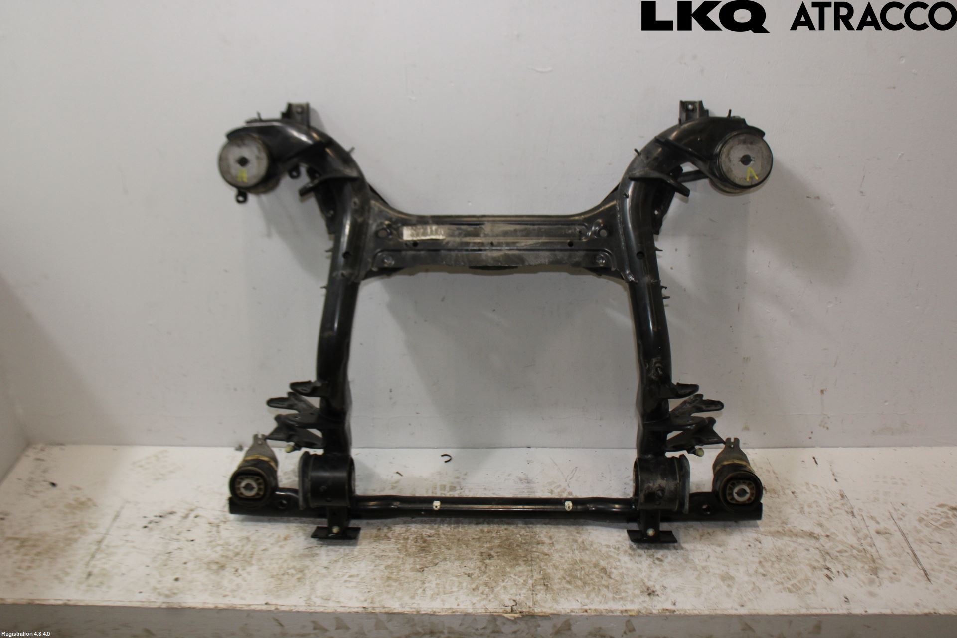 Skoda ENYAQ iV 21- Bakaxelbalk