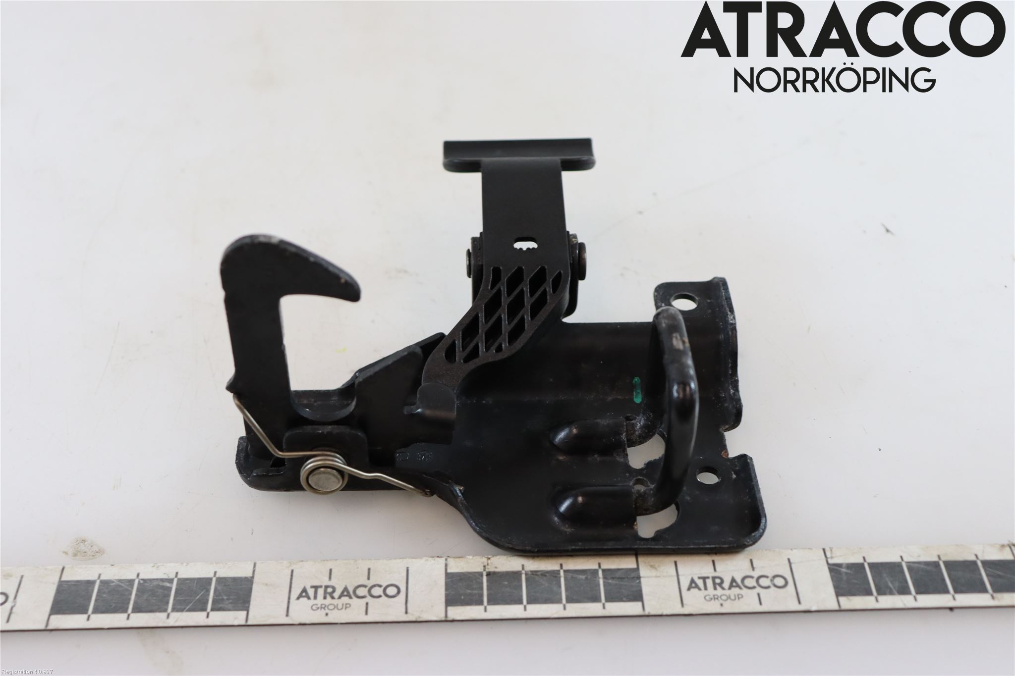 Audi A4/S4 01-05 Huv Spärr