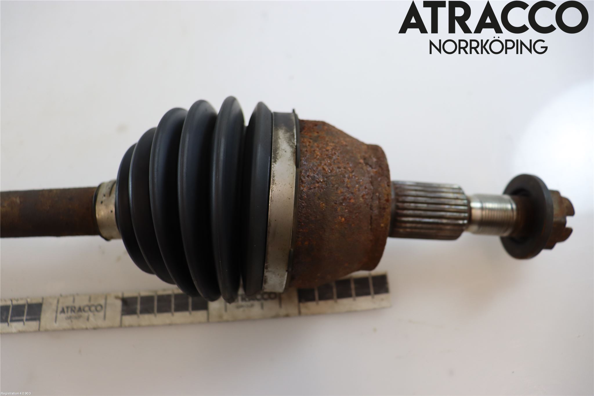 Ford FOCUS 15-18 Drivaxel Fram Höger