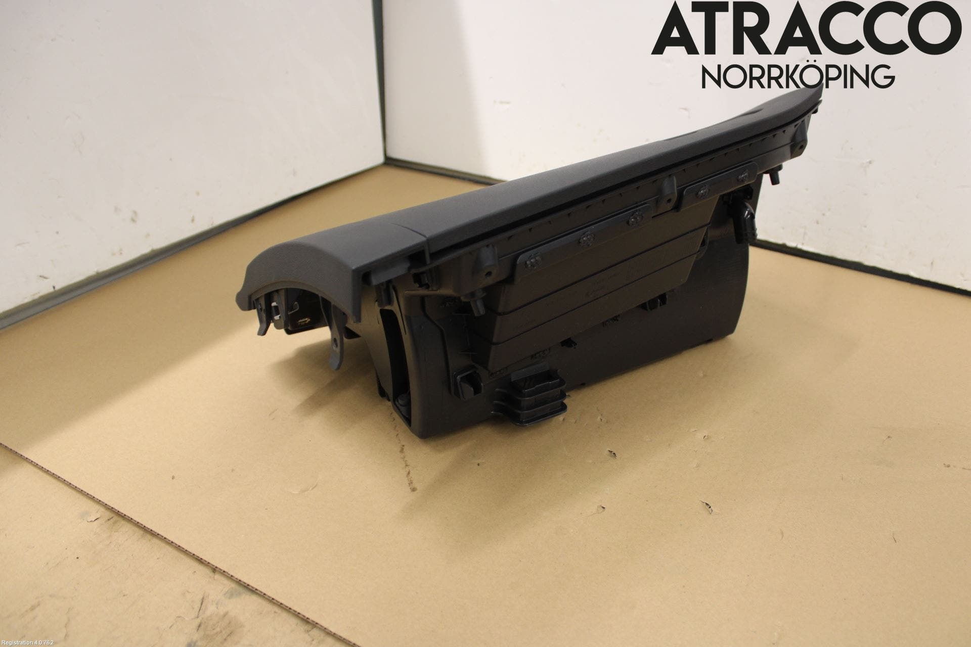 Skoda OCTAVIA (NX) 20- Handskfack