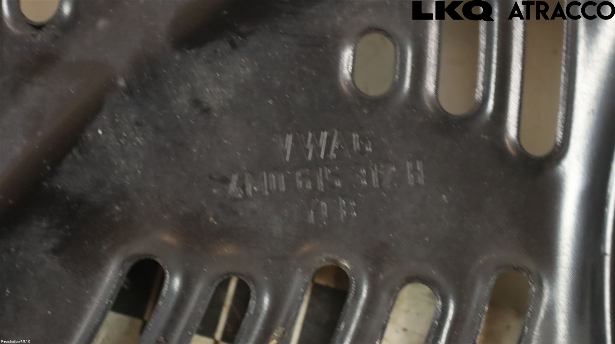 Audi Q7/SQ7 Bromssköld Fram