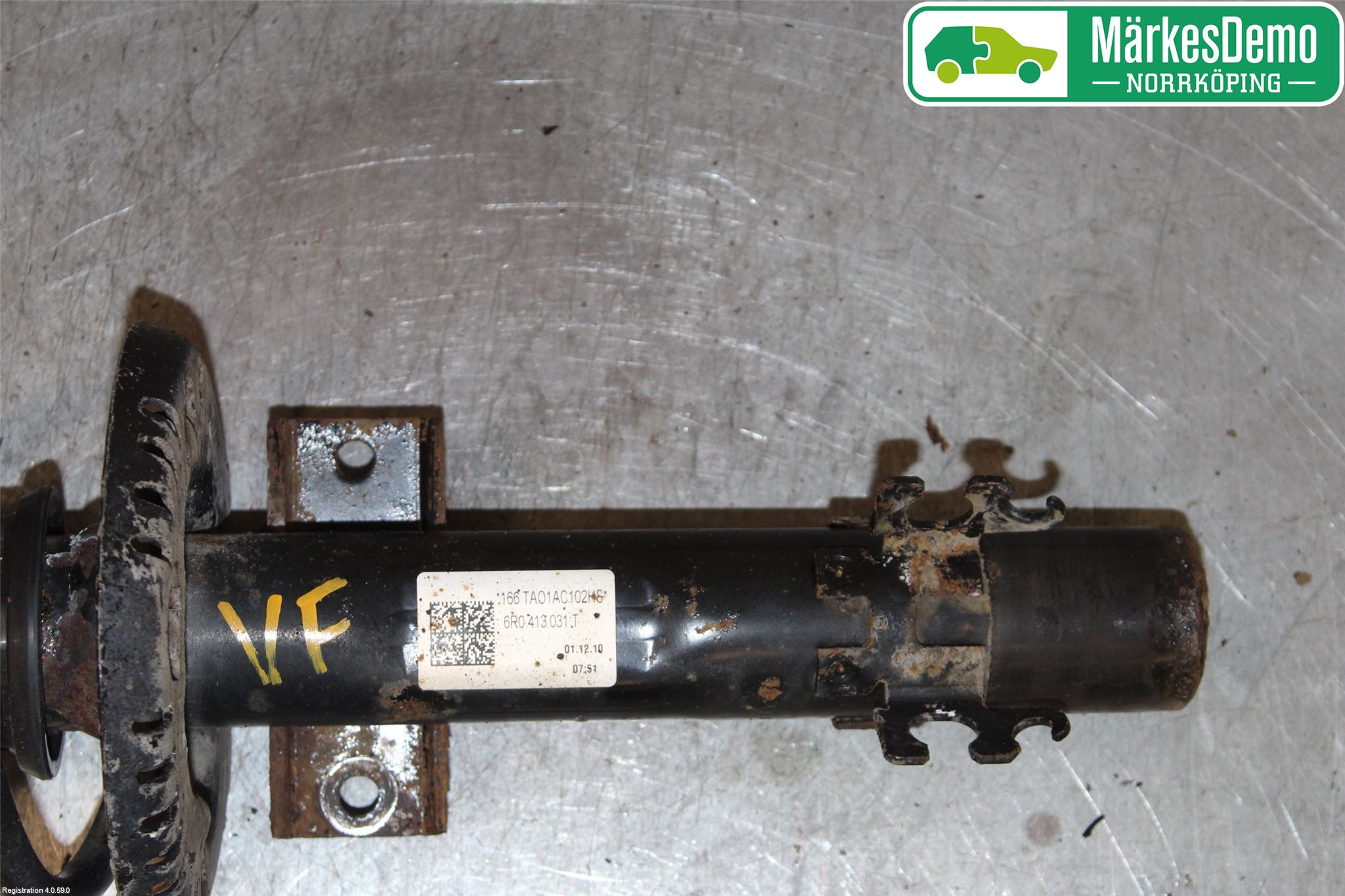 Audi A1/S1 11-18 Fjäderben Fram Vänster