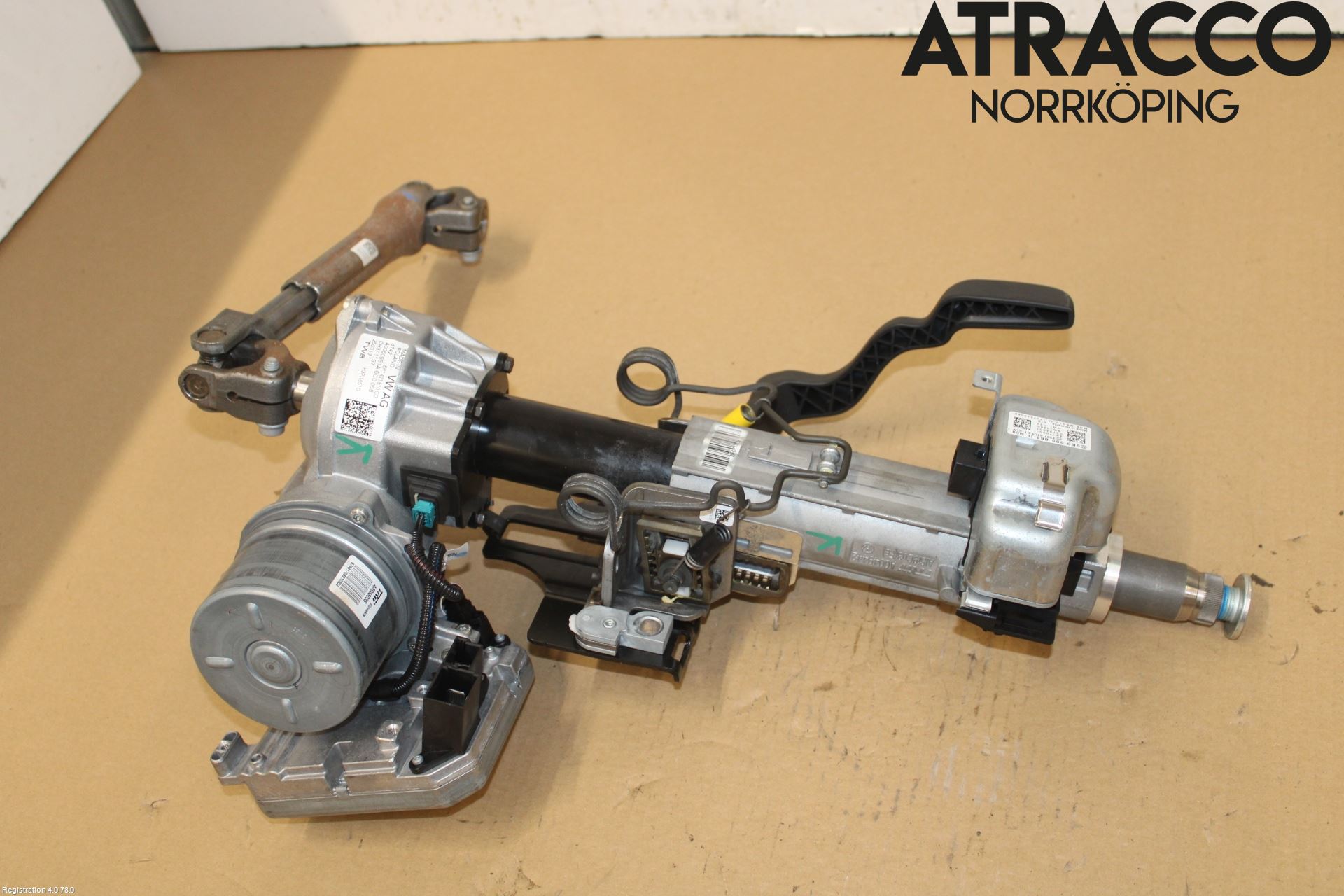 Audi A1/S1 11-18 Rattaxelagg Med Inb Servo