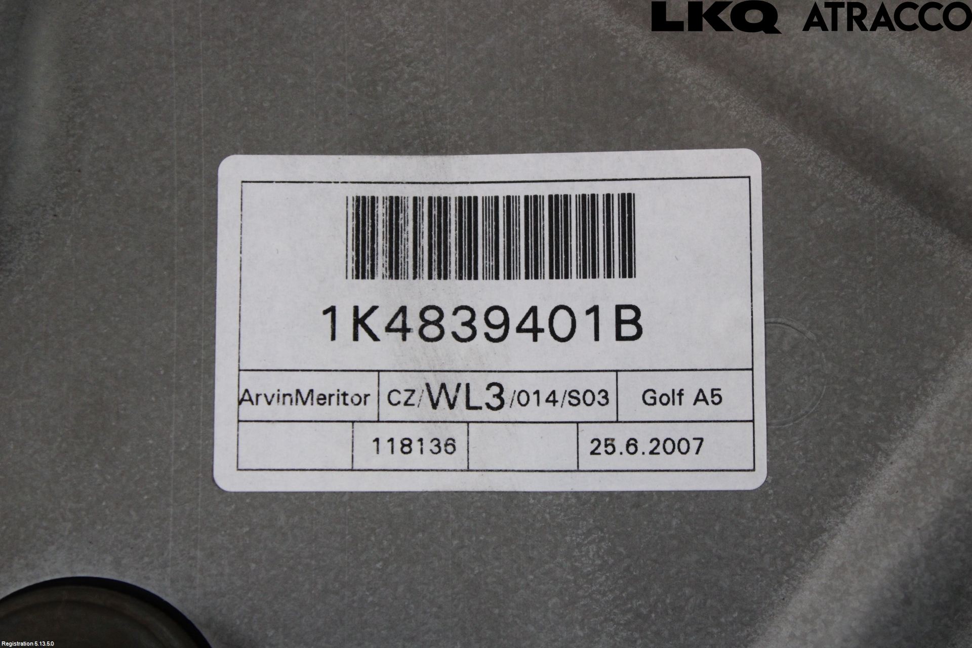 Volkswagen VW GOLF V 04-09 Fönsterhissats Manuell