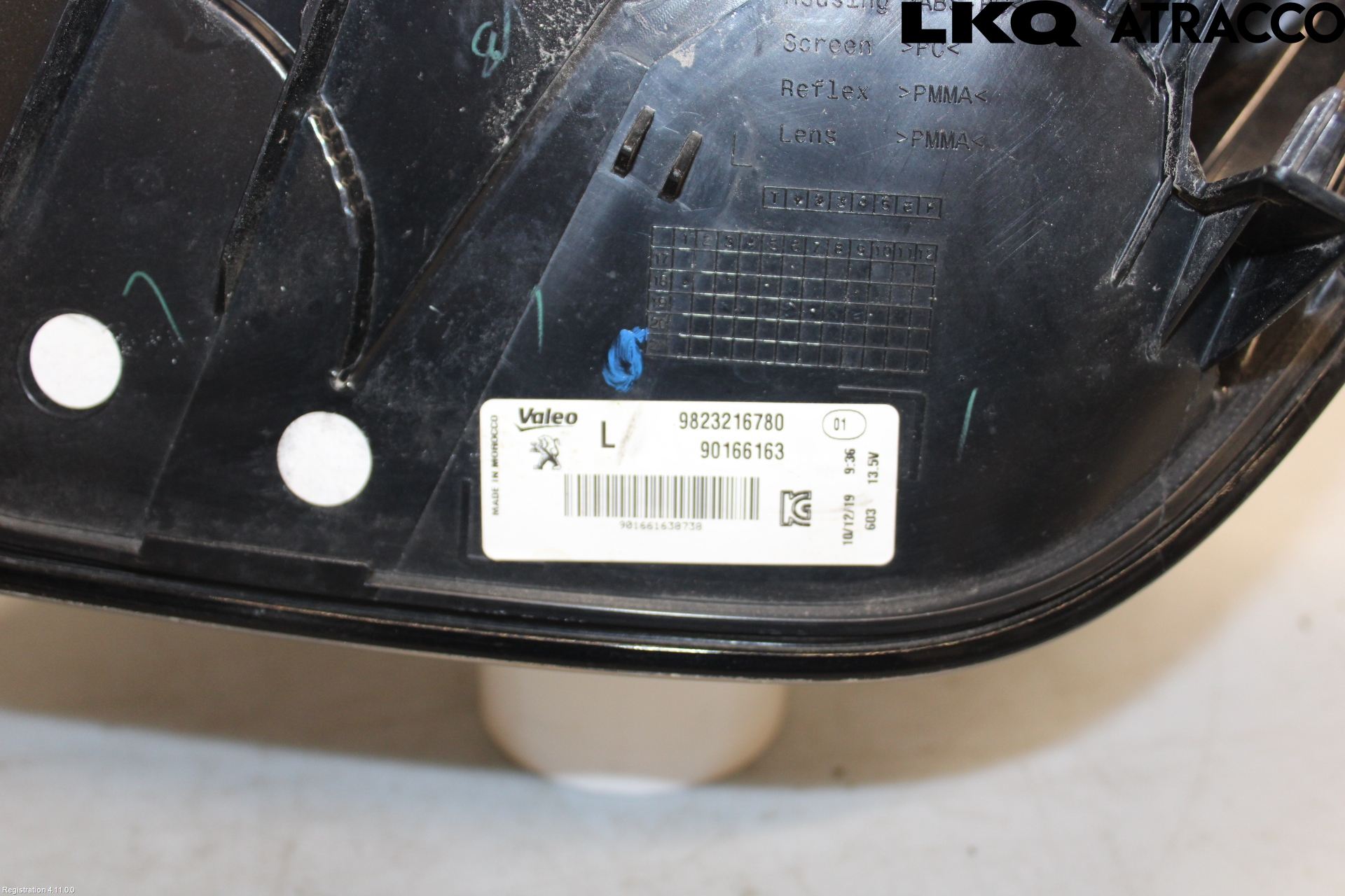 Peugeot 208/E-208 20- Bakljus Vänster