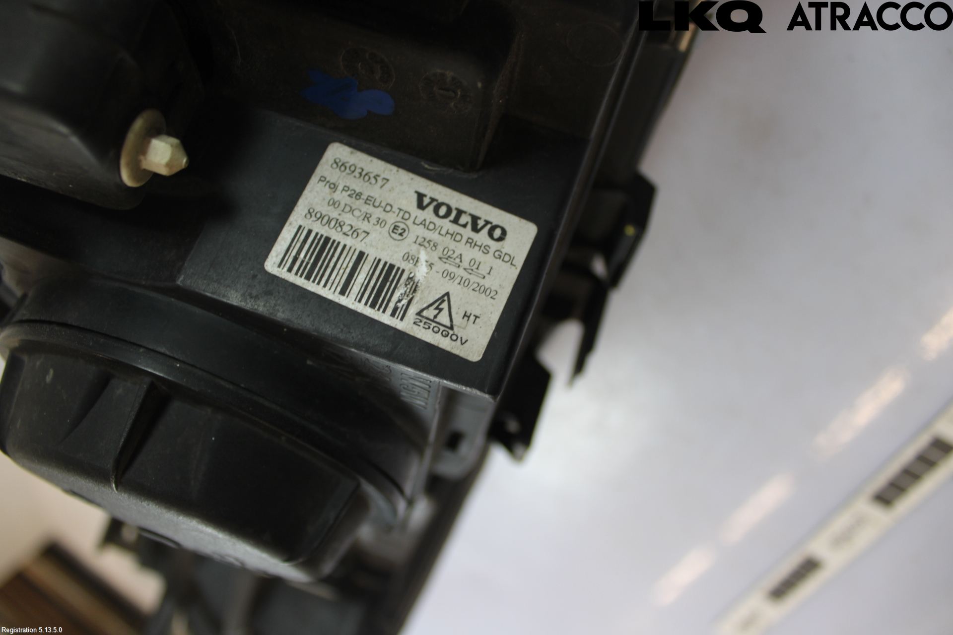Volvo V70 00-04 Strålkastare Höger