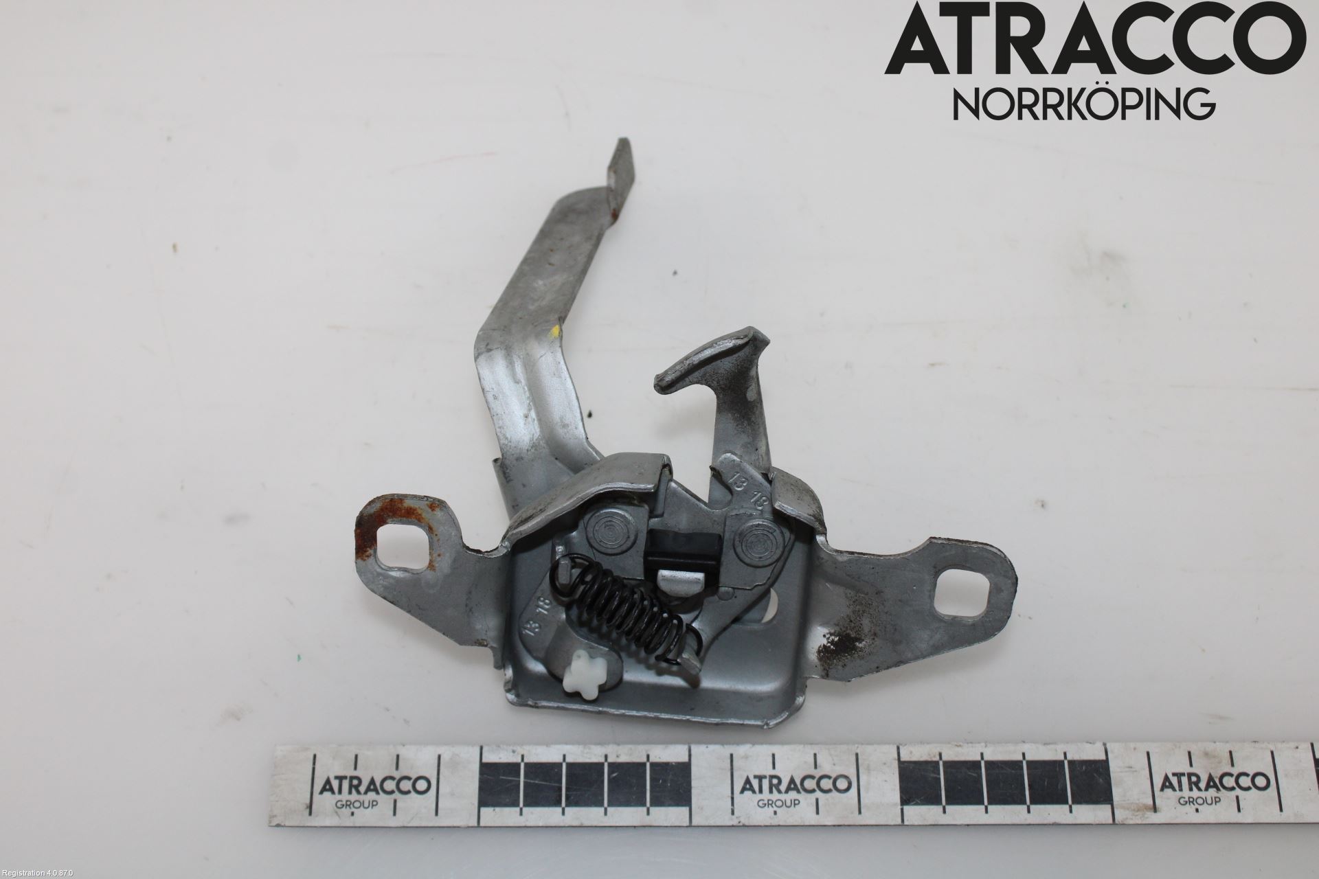 Dacia LODGY 12-18 Huvlås