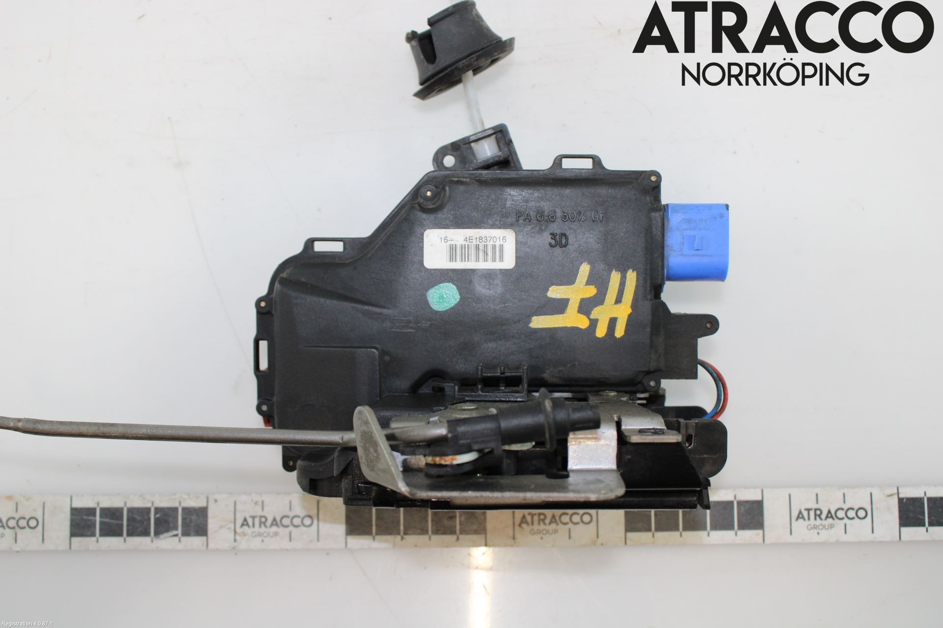 Audi A3/S3     04-05 Låskista-Dörrlås