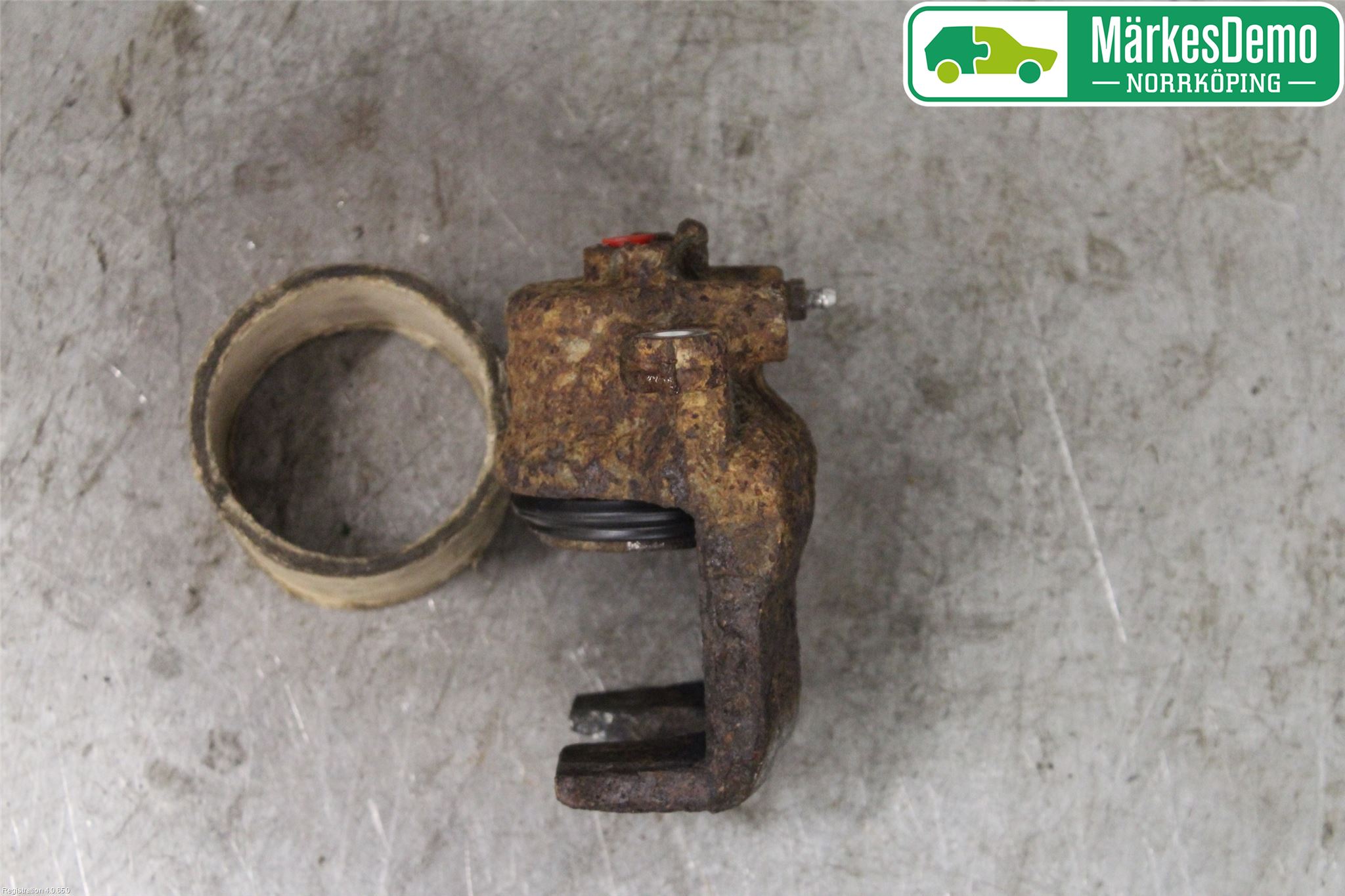 Mazda 2 (DE) 08-15 Bromsok Fram Vänster