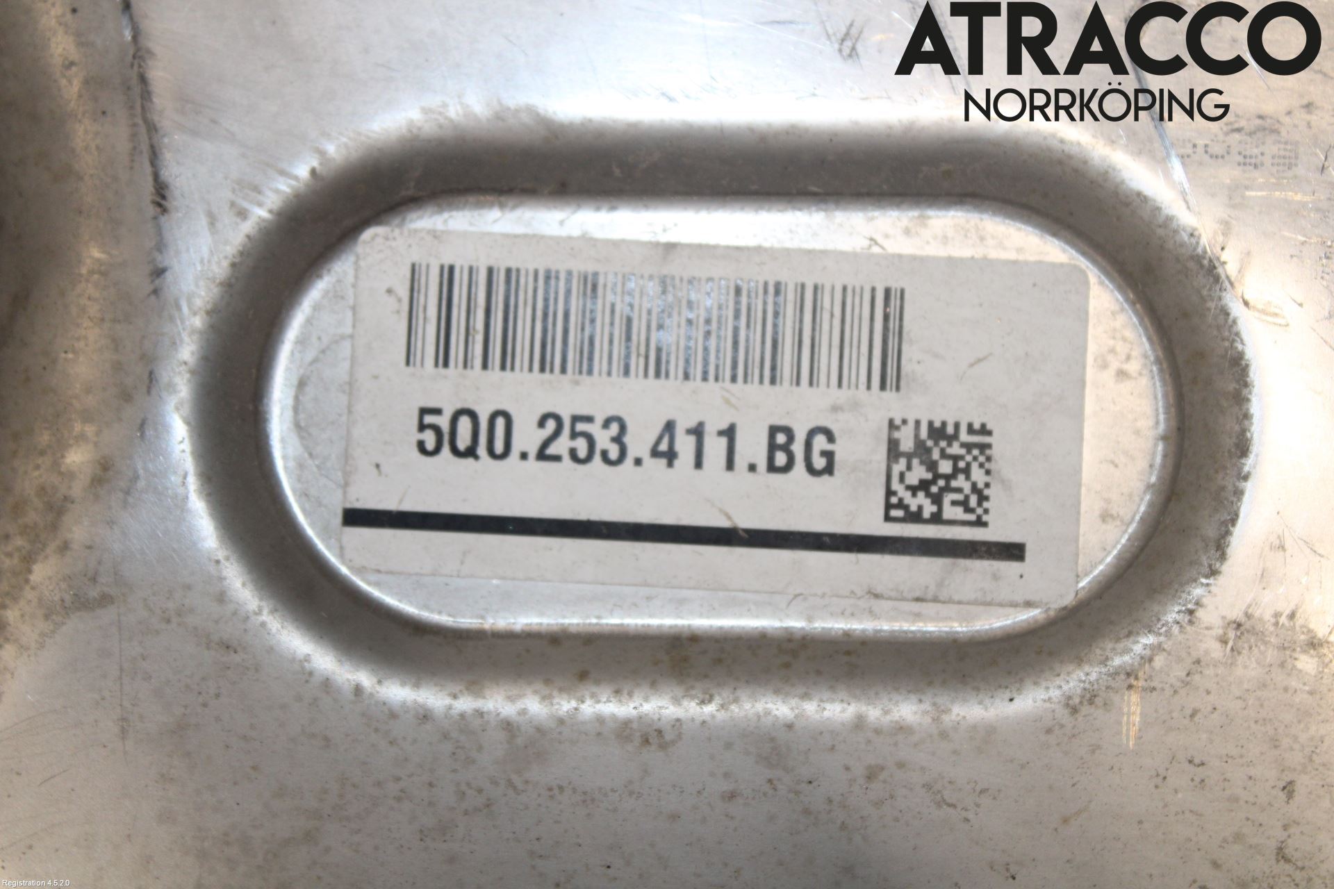 Audi A3/S3 8Y 21- Avgas Halvsats