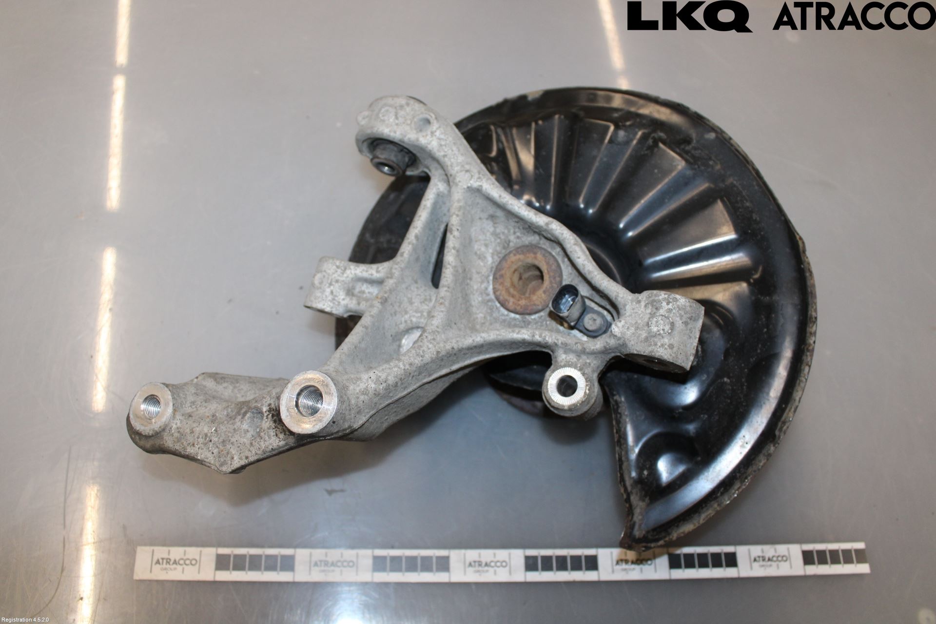 Volkswagen VW PASSAT 20-24 Hjullagerhus-Spindel Vä B