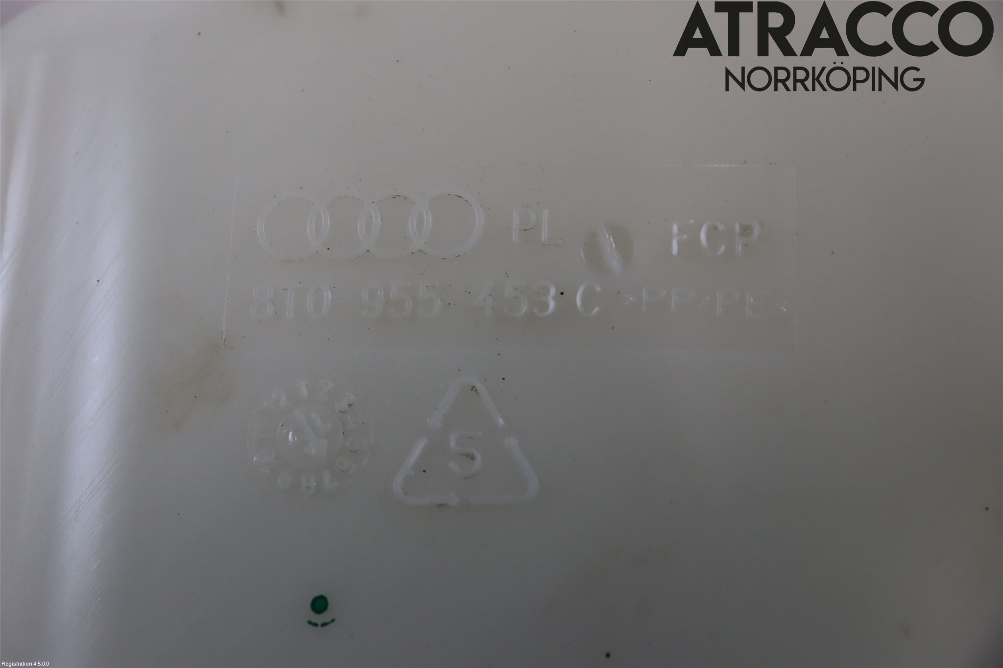 Audi A4 12-15 Spolartank Vindruta-Strål