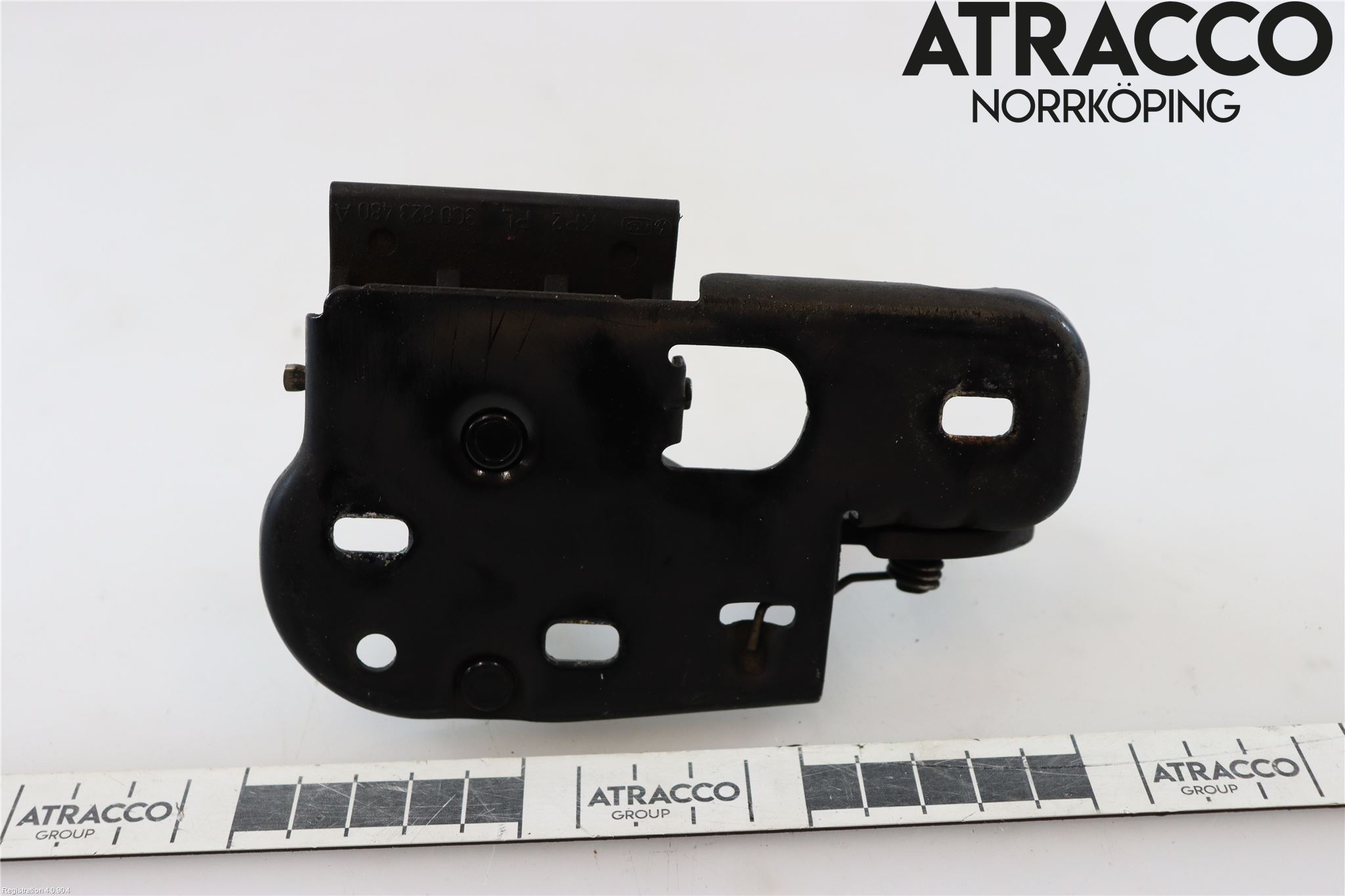 Volkswagen VW PASSAT 05-11 Huv Spärr