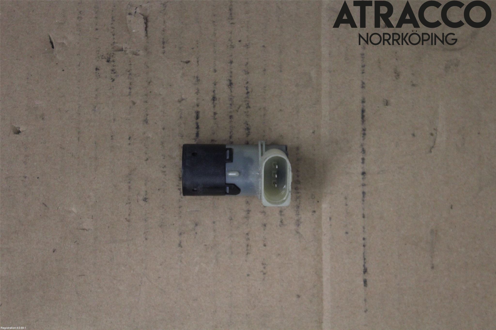 Audi A8/S8 4E  02-09 Parkeringshjälp Frontsensor