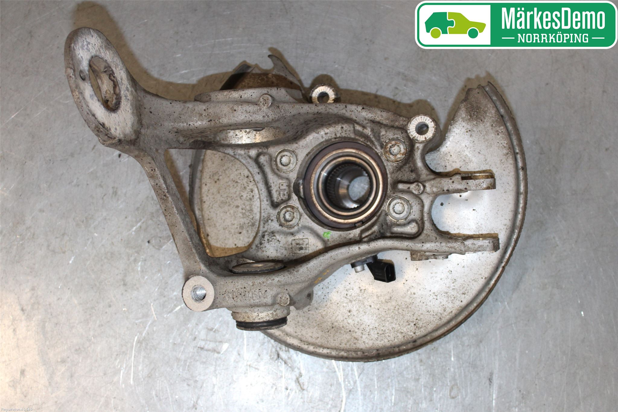 Audi A4 12-15 Hjullagerhus-Spindel Hö B