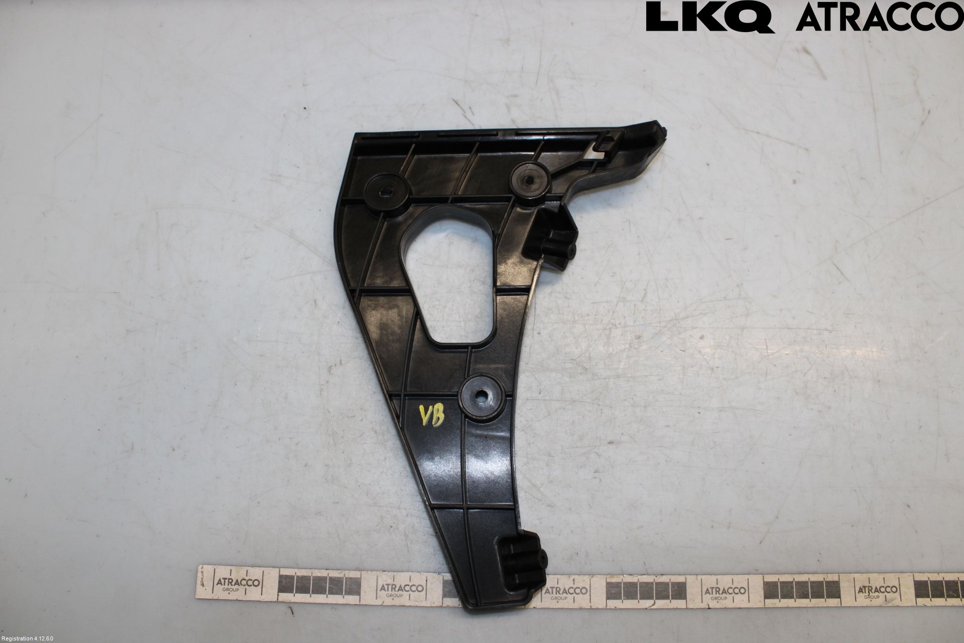 Audi A1/S1 11-18 Stötfångarfäste Bak Vä