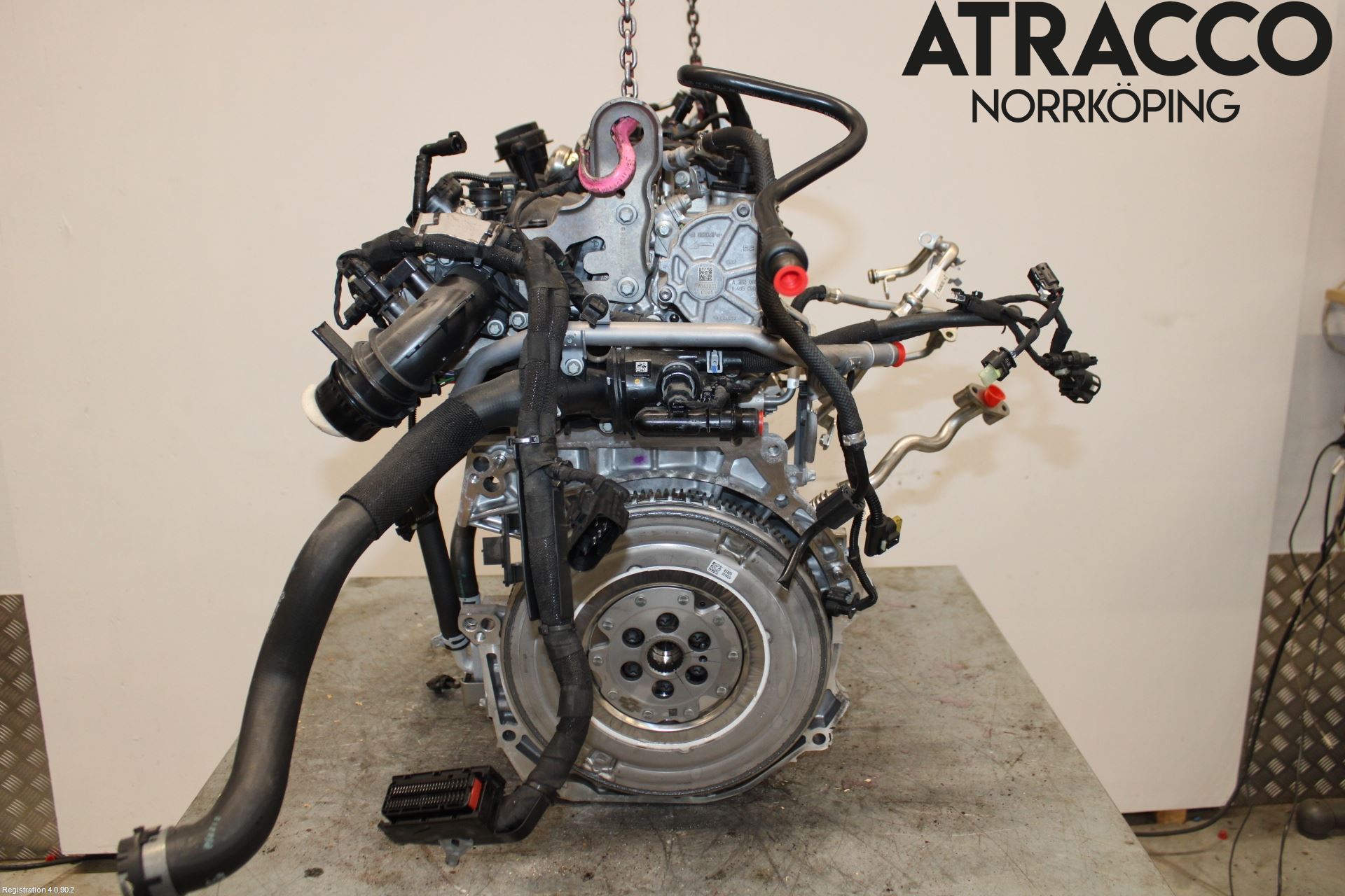Mercedes-Benz MB GLA-KLASS (H247) 20- Motor Bensin