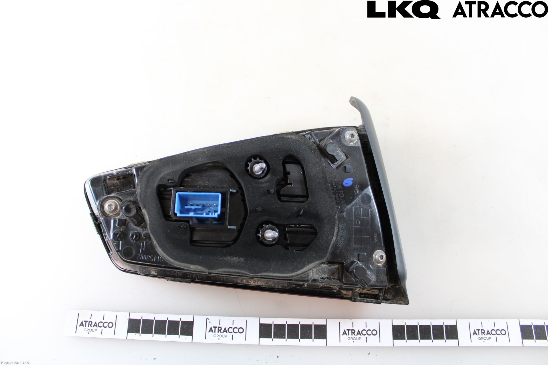 Volkswagen VW PASSAT 15-19 Bakljus Lucka Hö