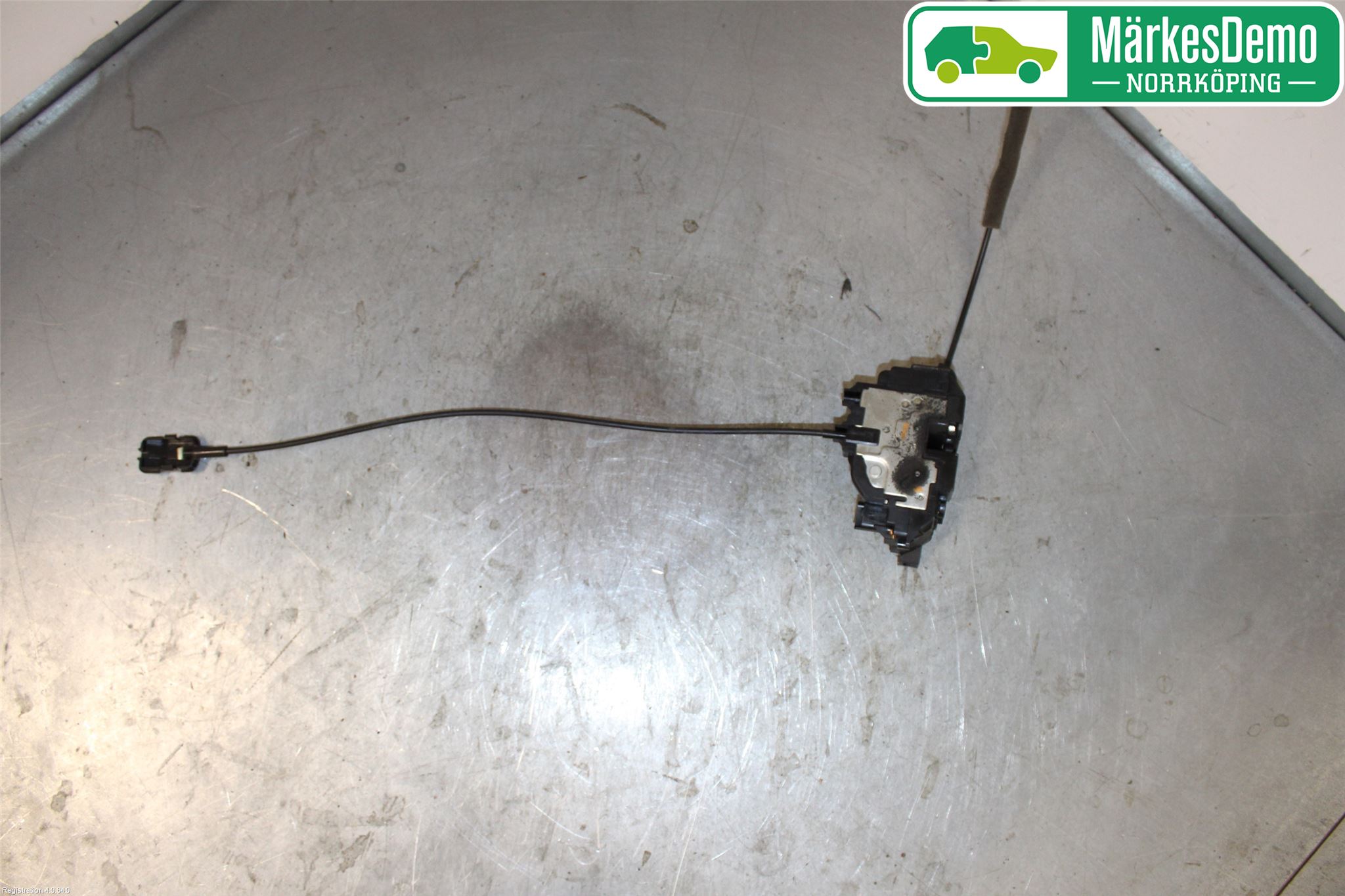 Renault CLIO III  09-12 Låskista-Dörrlås