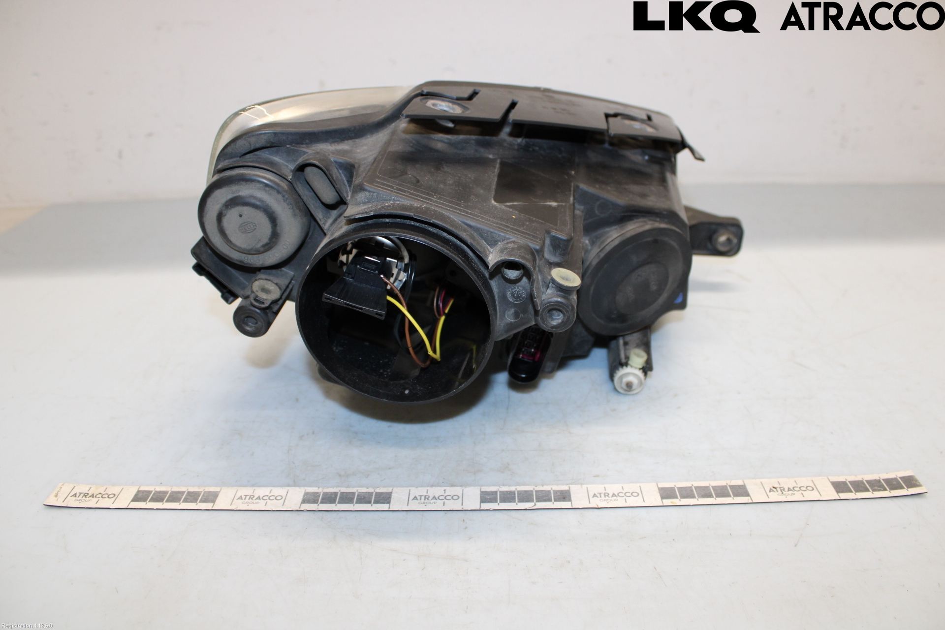 Volkswagen VW PASSAT 05-11 Strålkastare Vänster
