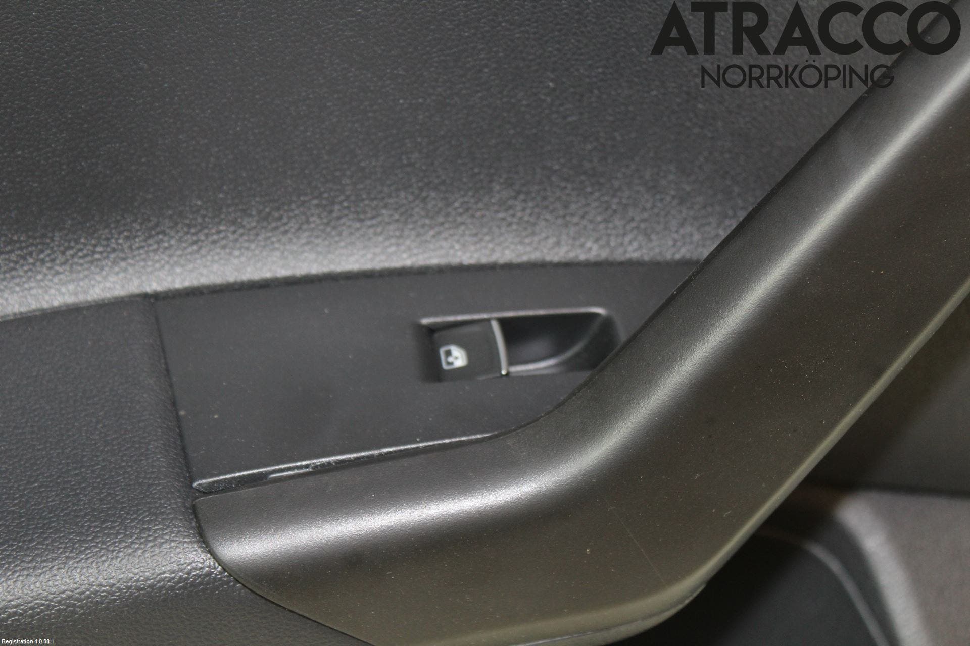 Volkswagen VW TAIGO 22- Dörrklädsel Vä