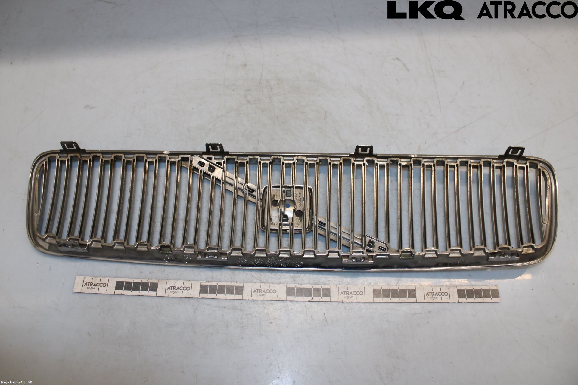 Volvo V50 04-07 Grill Komp