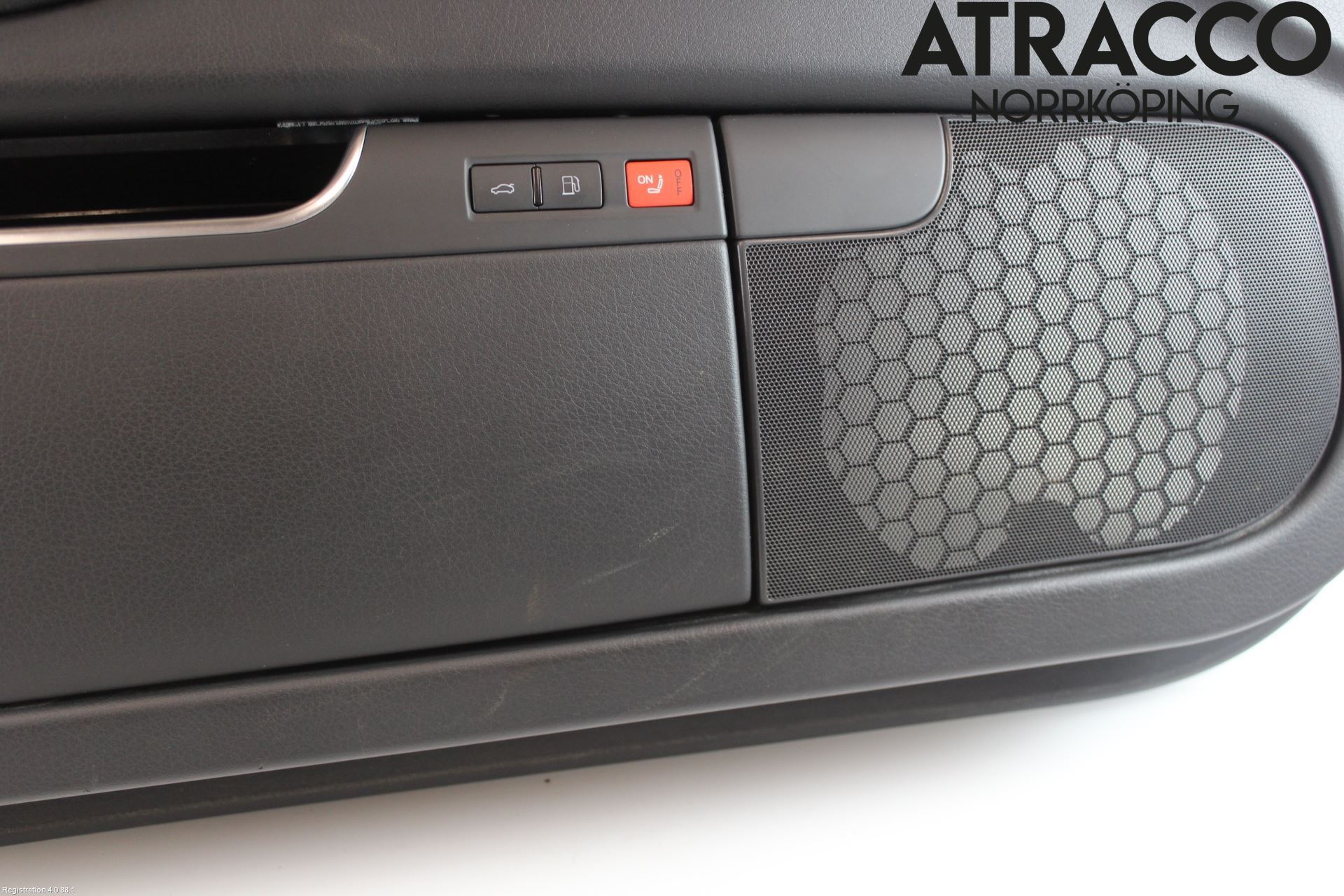 Audi A8/S8 4E  02-09 Dörrklädsel Vä