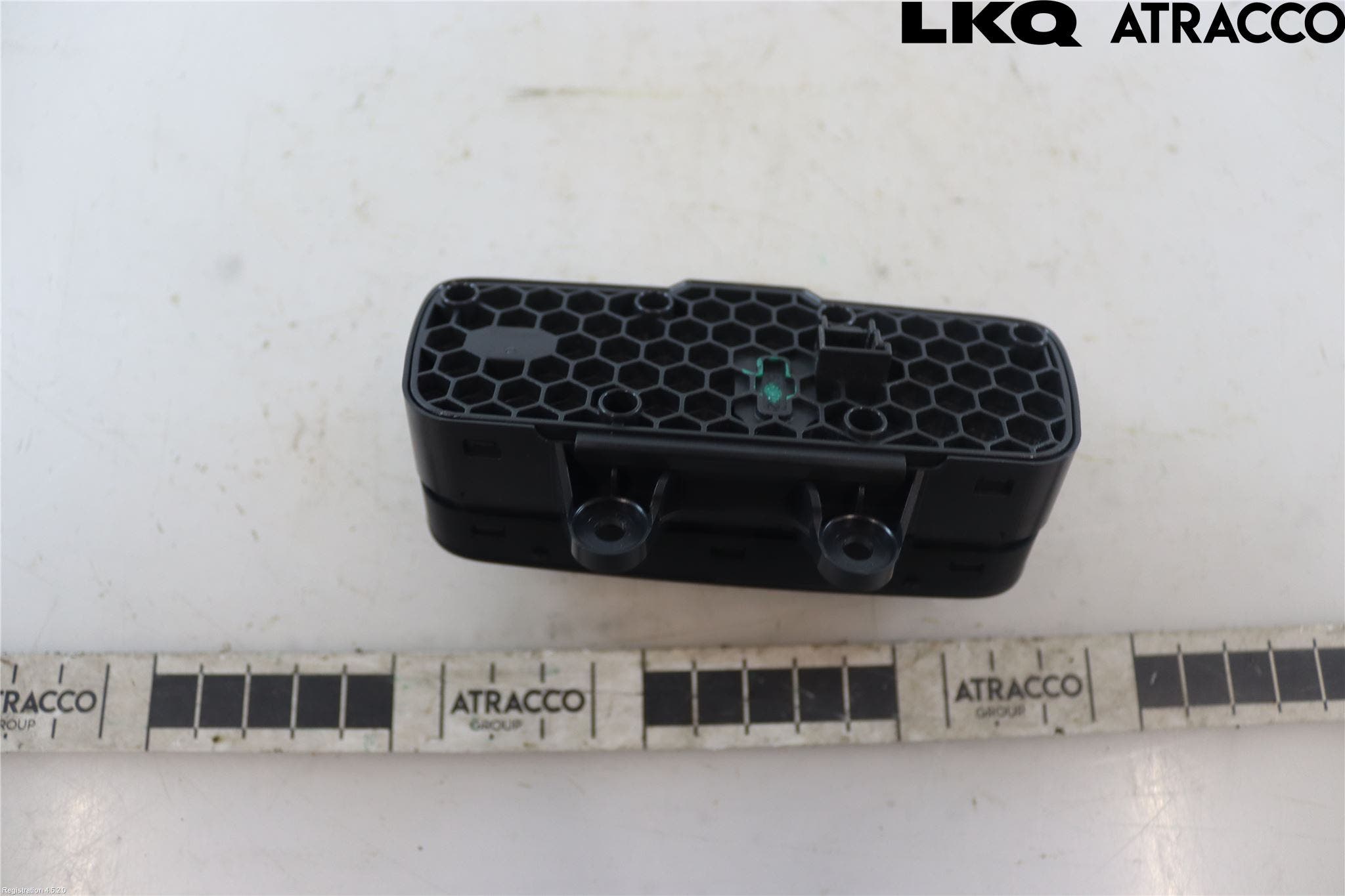 Mercedes-Benz MB GLE-KLASS (W167/V167/C167) 19- Strömställare Nivåreglering