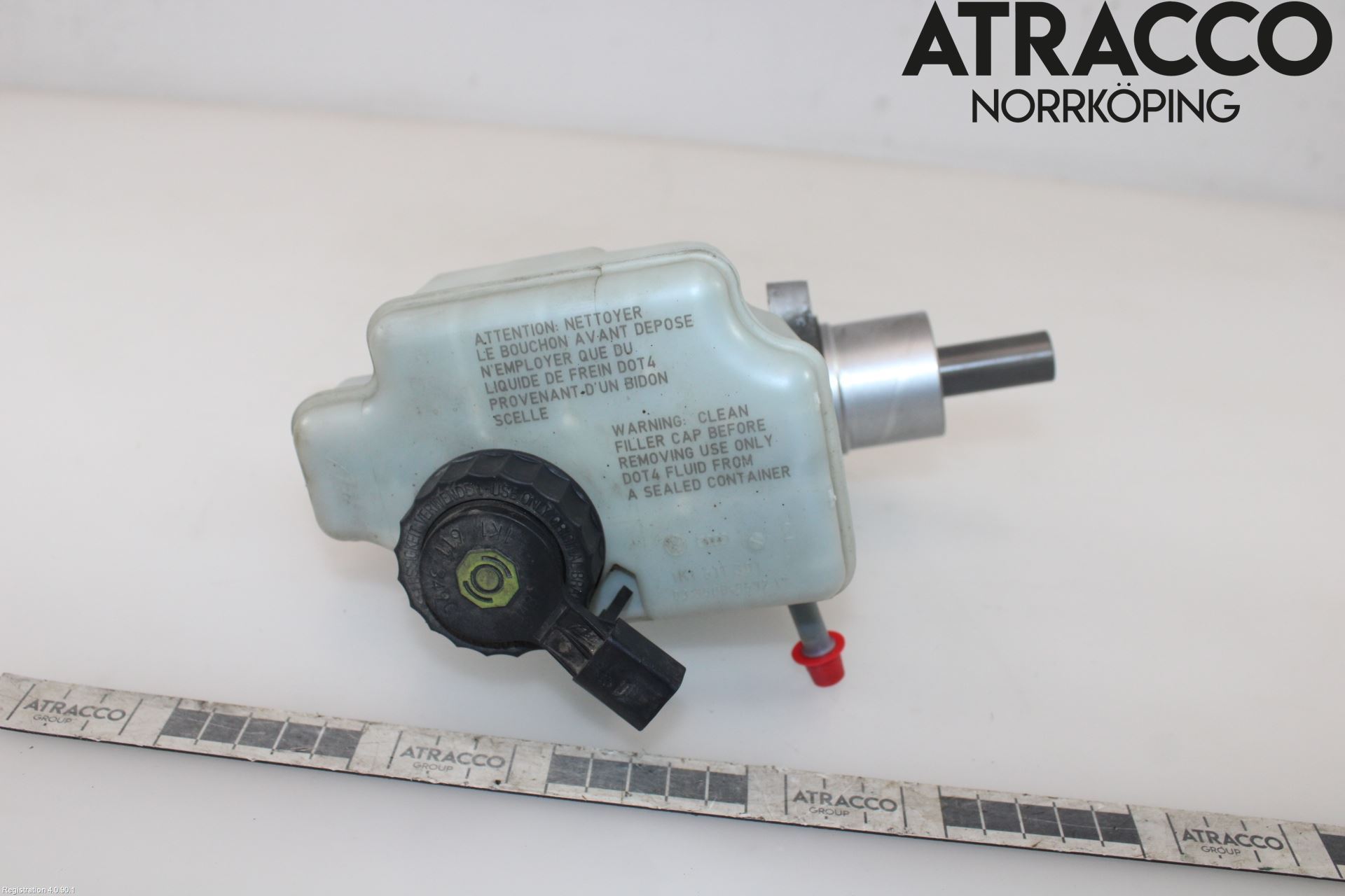 Volkswagen VW CADDY      04-10 Broms Huvudcylinder